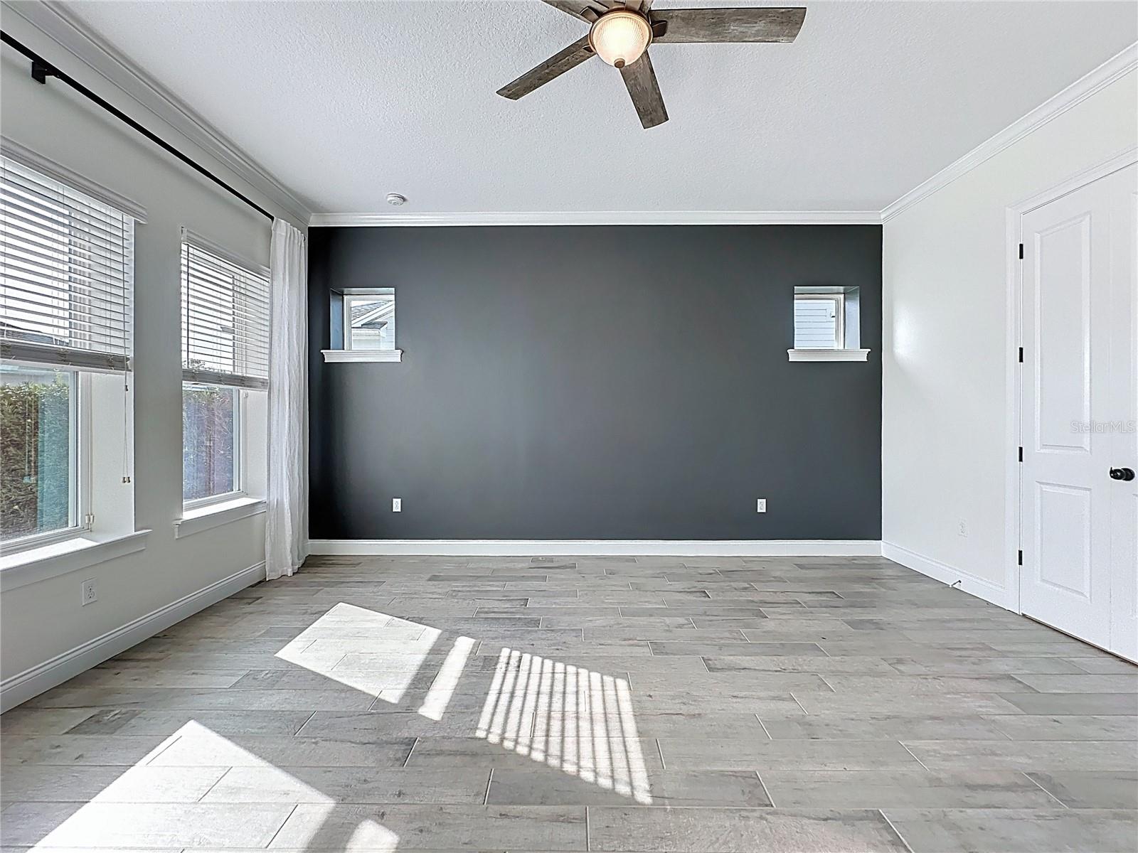 EVANS SQUARE - Residential