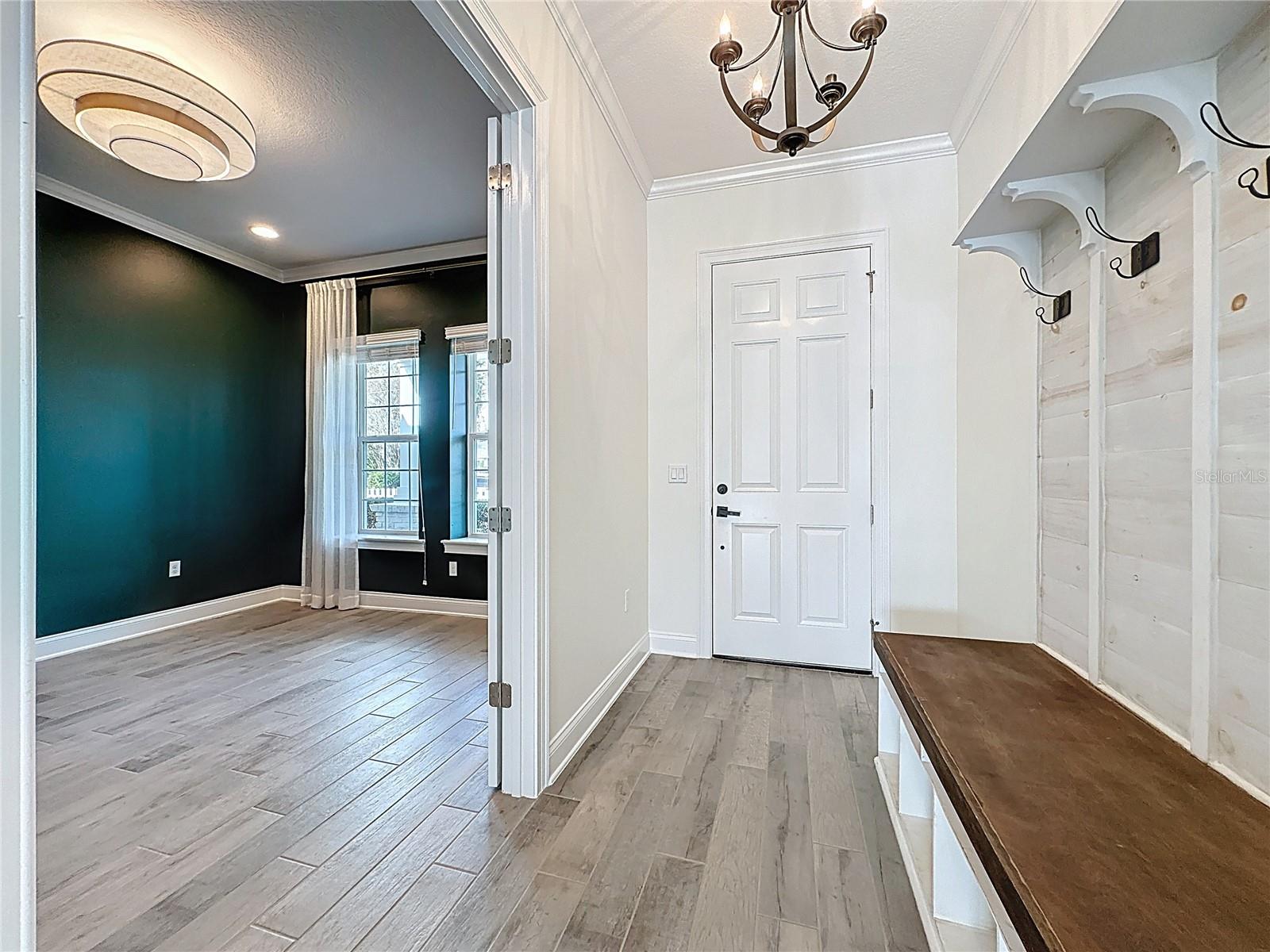 EVANS SQUARE - Residential