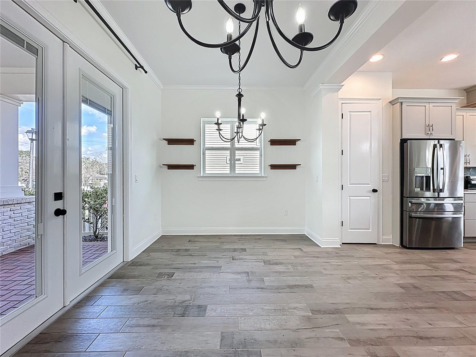 EVANS SQUARE - Residential