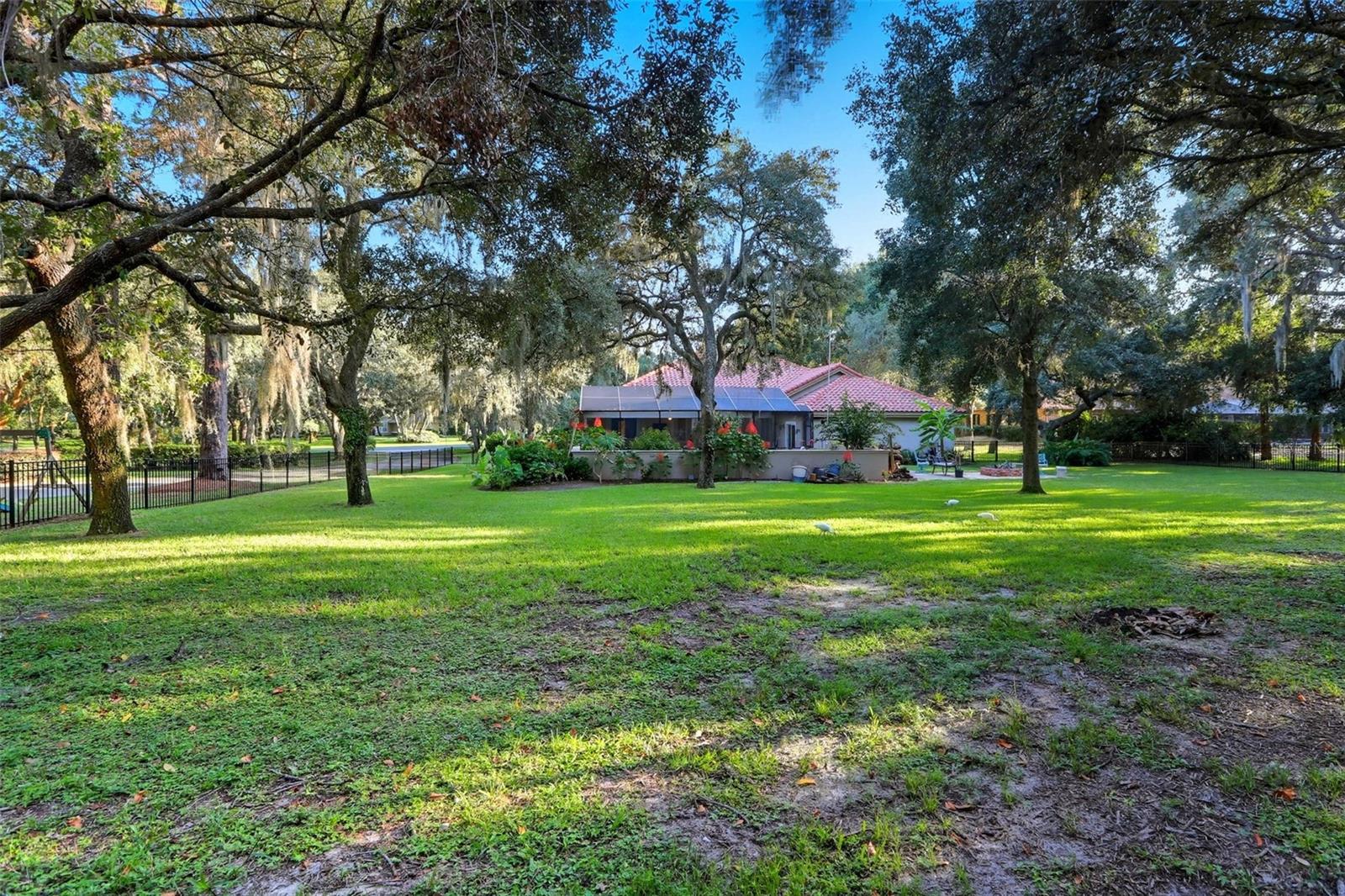 HAMPTON HILLS - Residential
