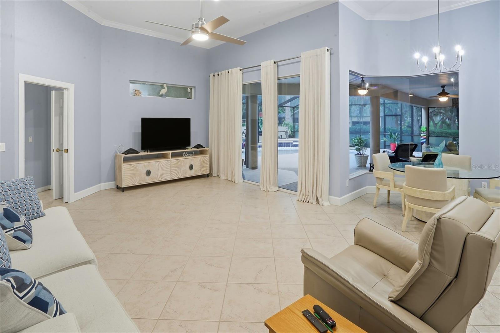 HAMPTON HILLS - Residential