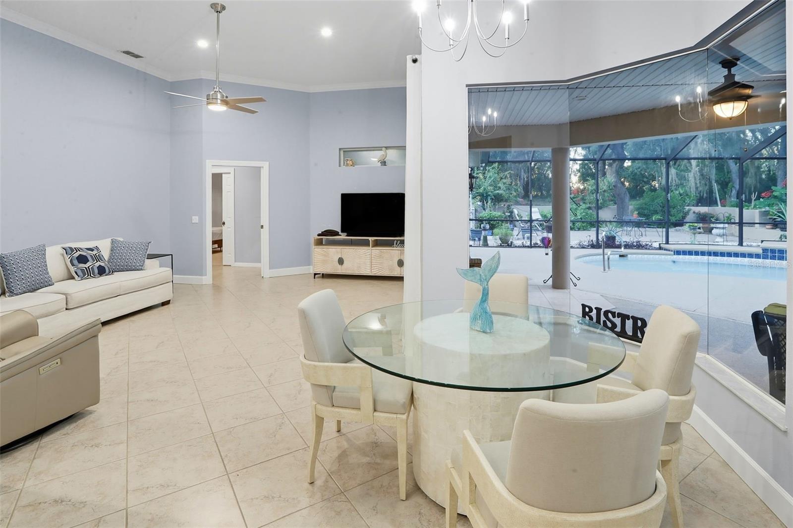 HAMPTON HILLS - Residential