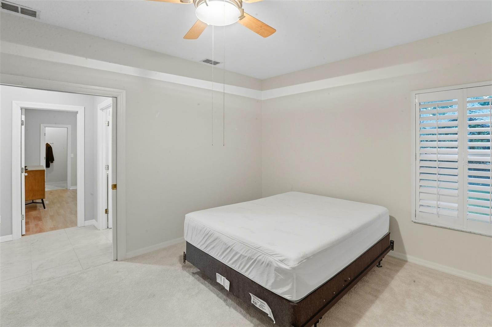HAMPTON HILLS - Residential