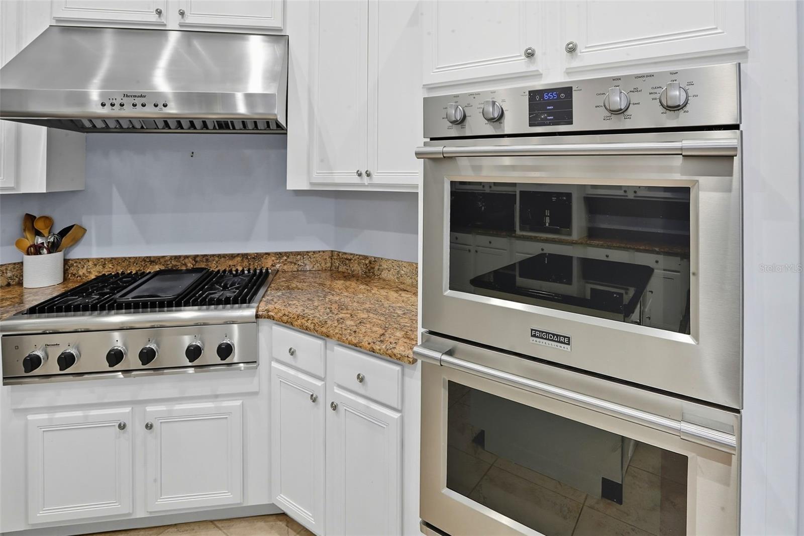 HAMPTON HILLS - Residential
