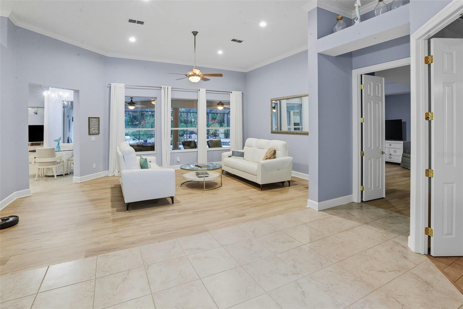 HAMPTON HILLS - Residential