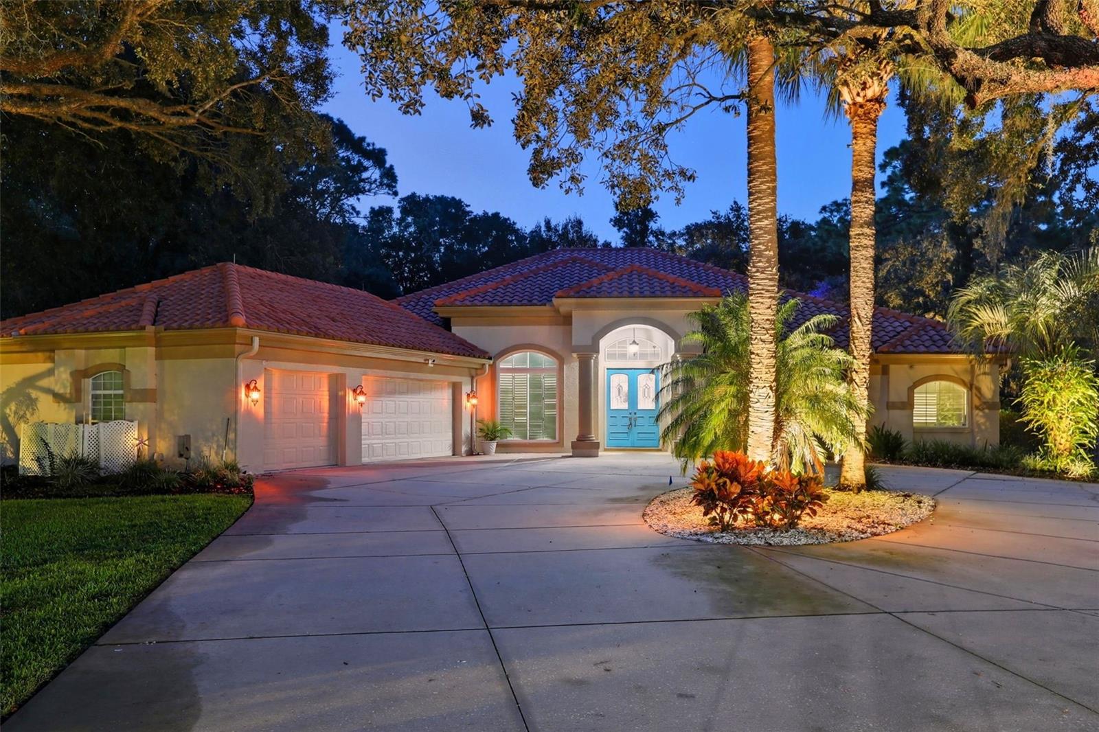 HAMPTON HILLS - Residential