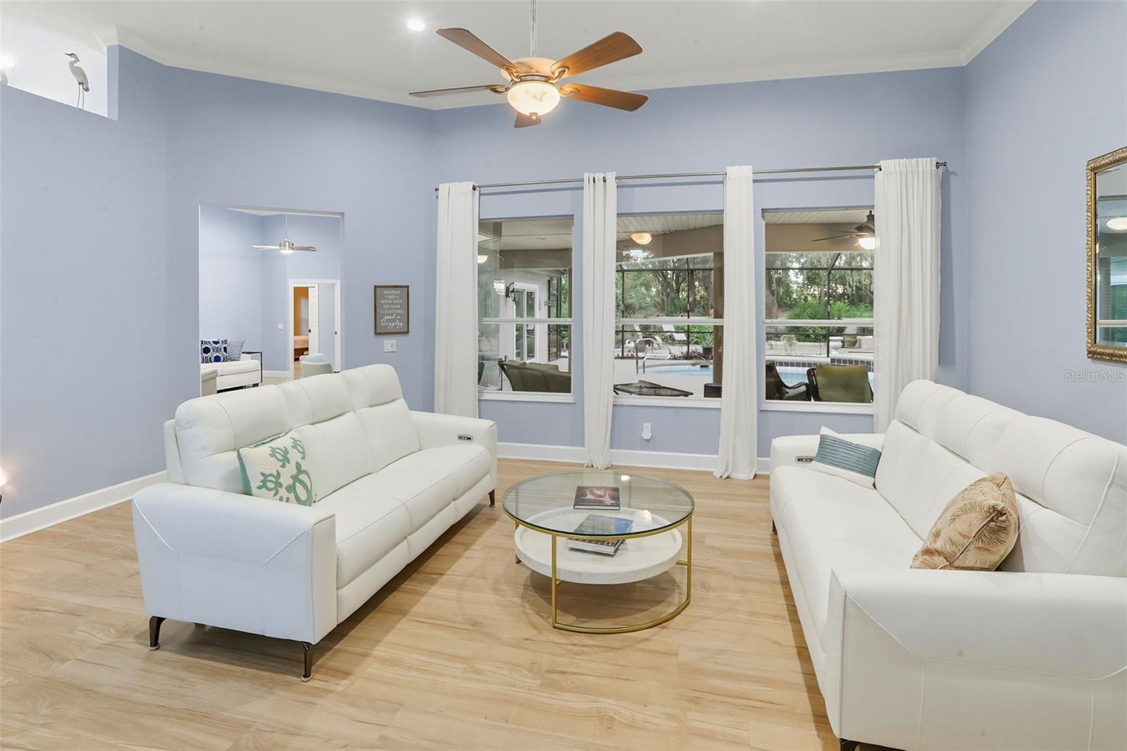 HAMPTON HILLS - Residential