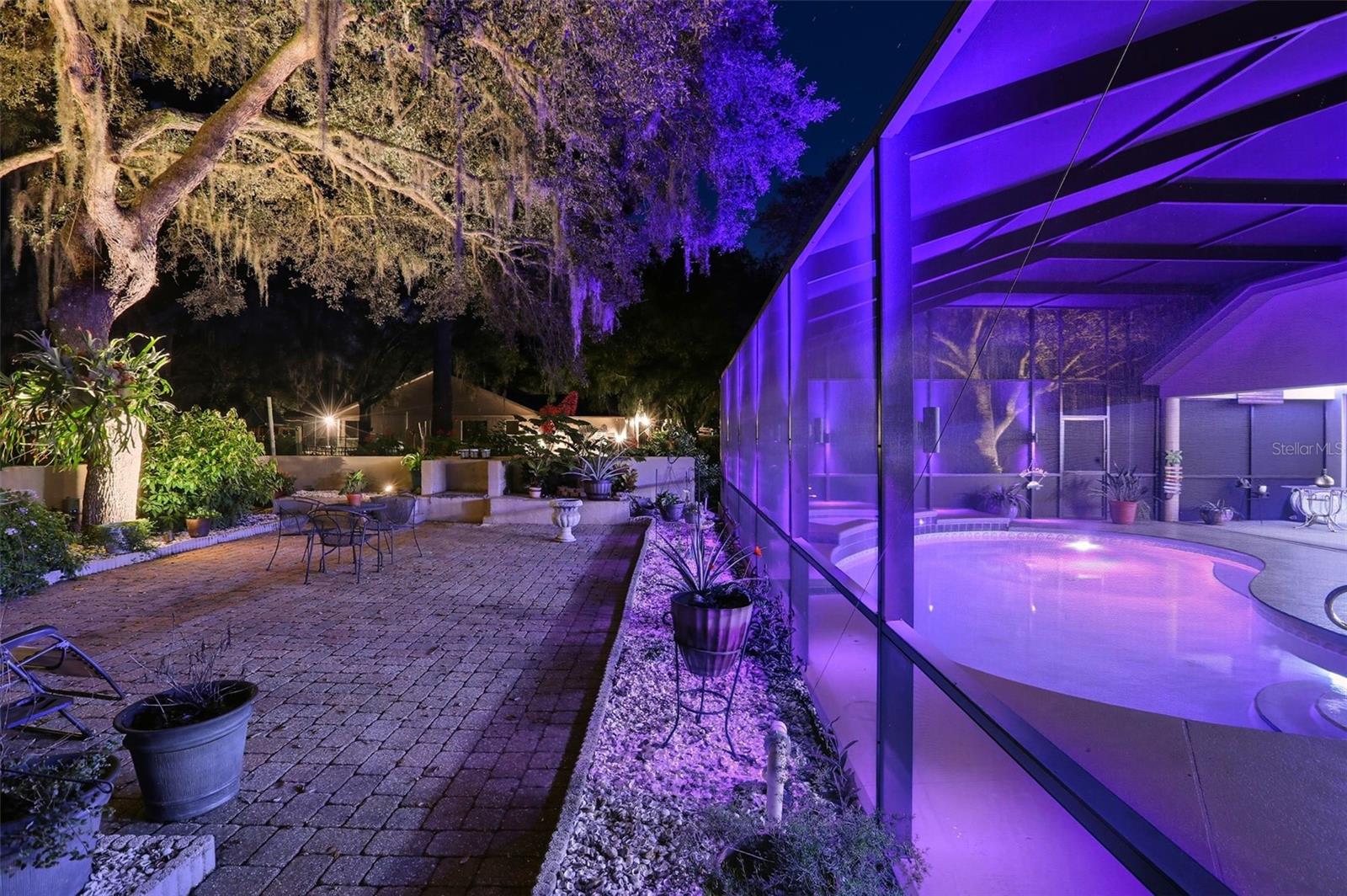 HAMPTON HILLS - Residential