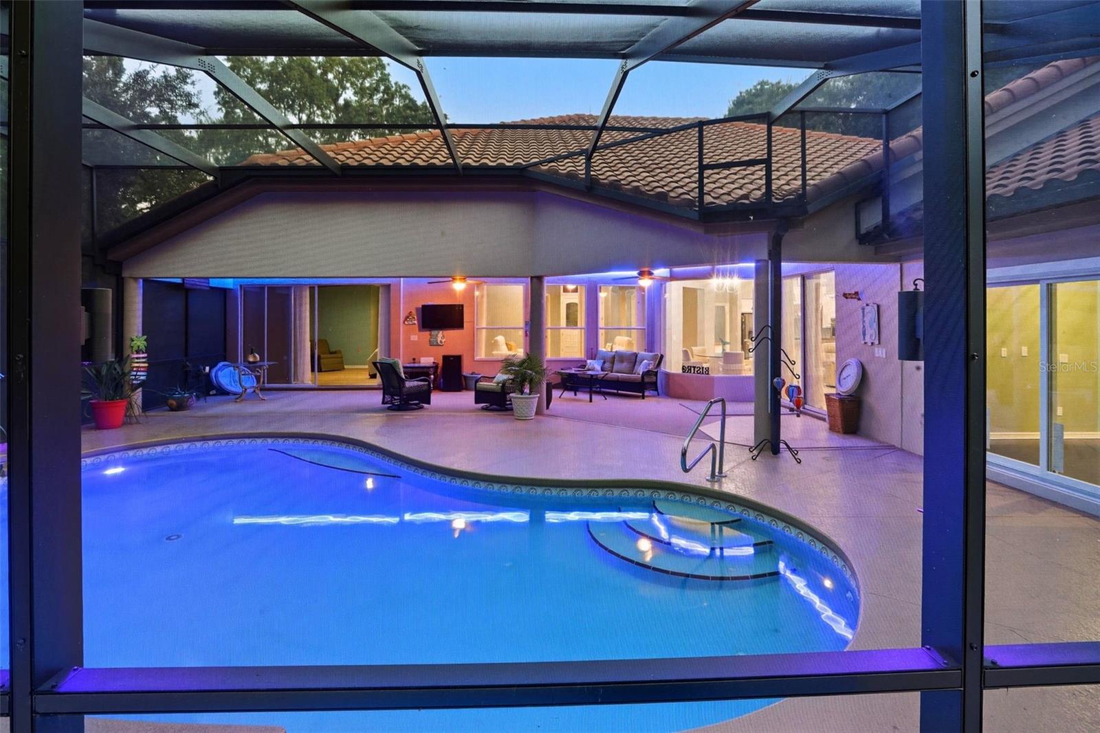 HAMPTON HILLS - Residential