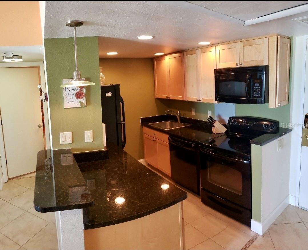 REGATTA BEACH CLUB CONDO - Residential