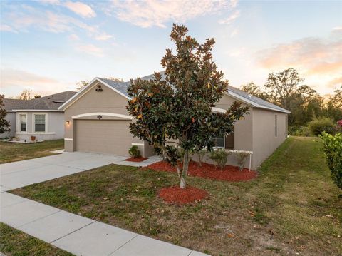 A home in AUBURNDALE