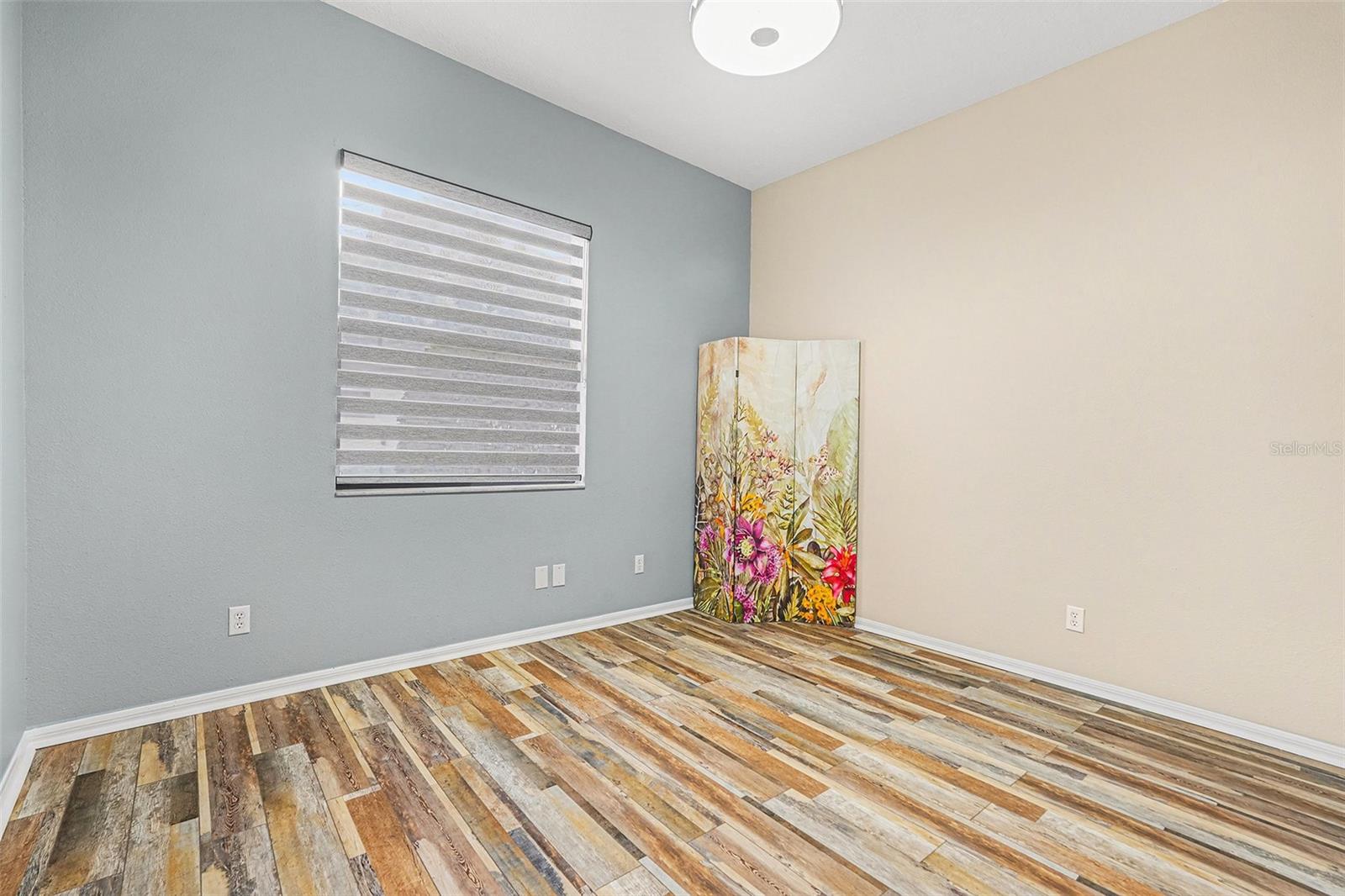 CANTERBURY LAKE ESTATE FIRST - Residential