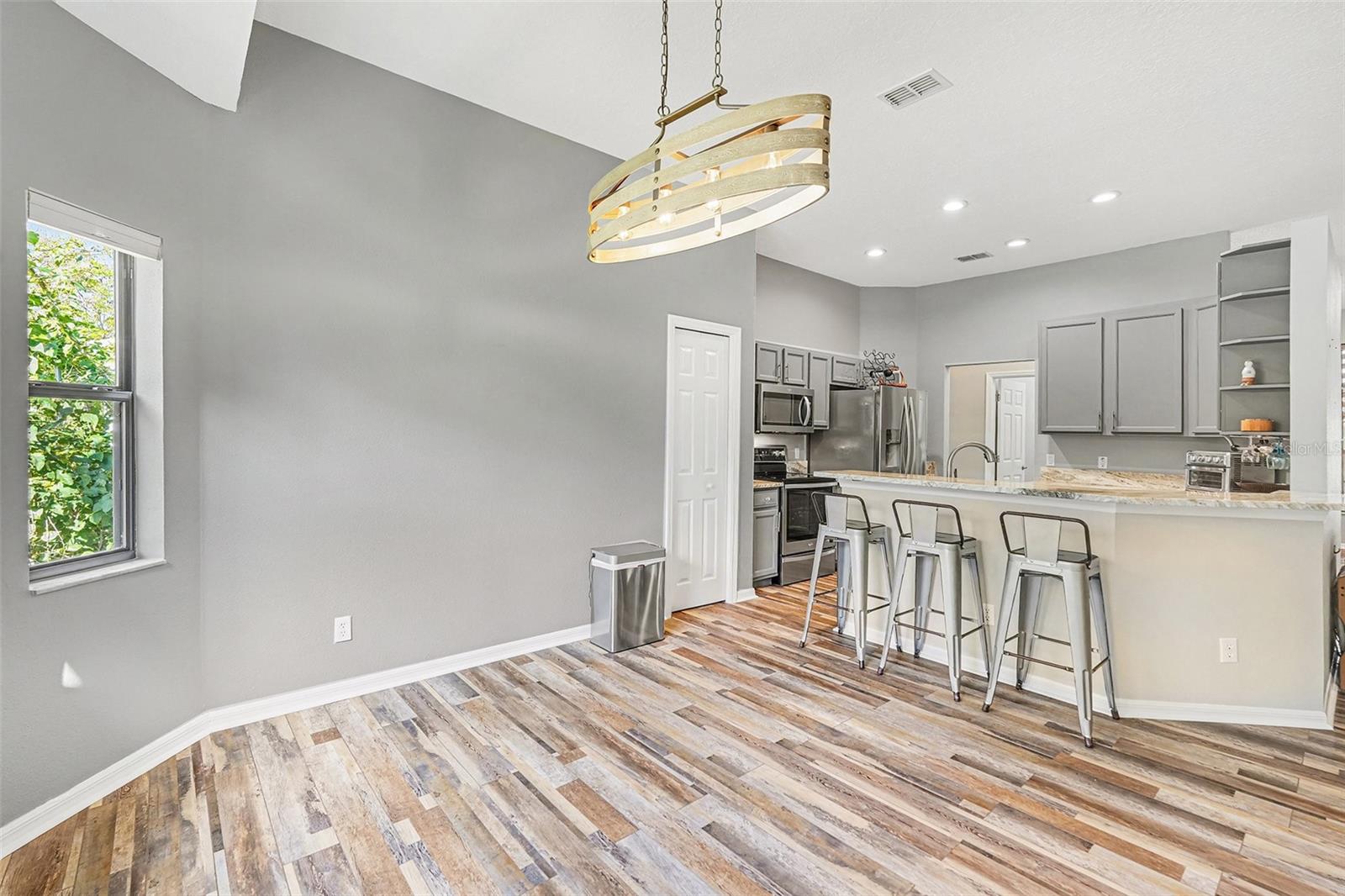 CANTERBURY LAKE ESTATE FIRST - Residential