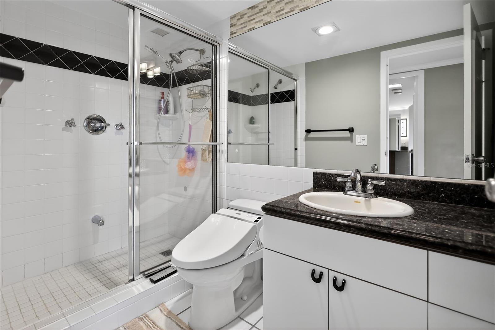 MAYA MARCA CONDO - Residential