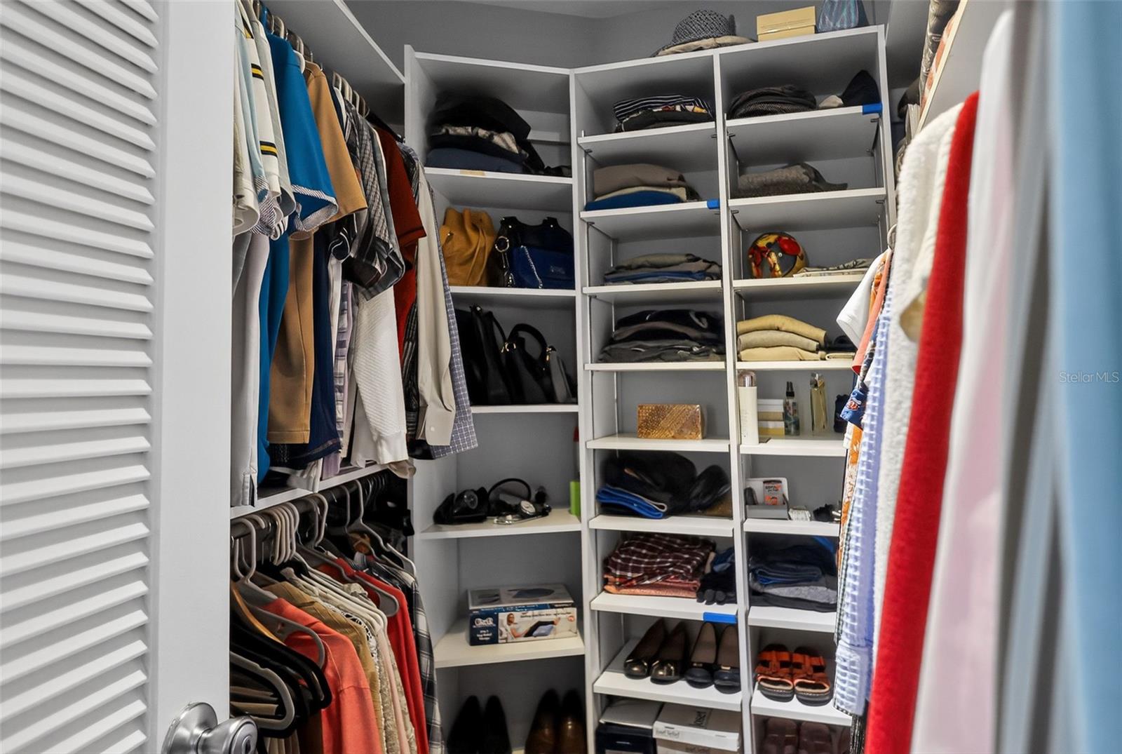 MAYA MARCA CONDO - Residential