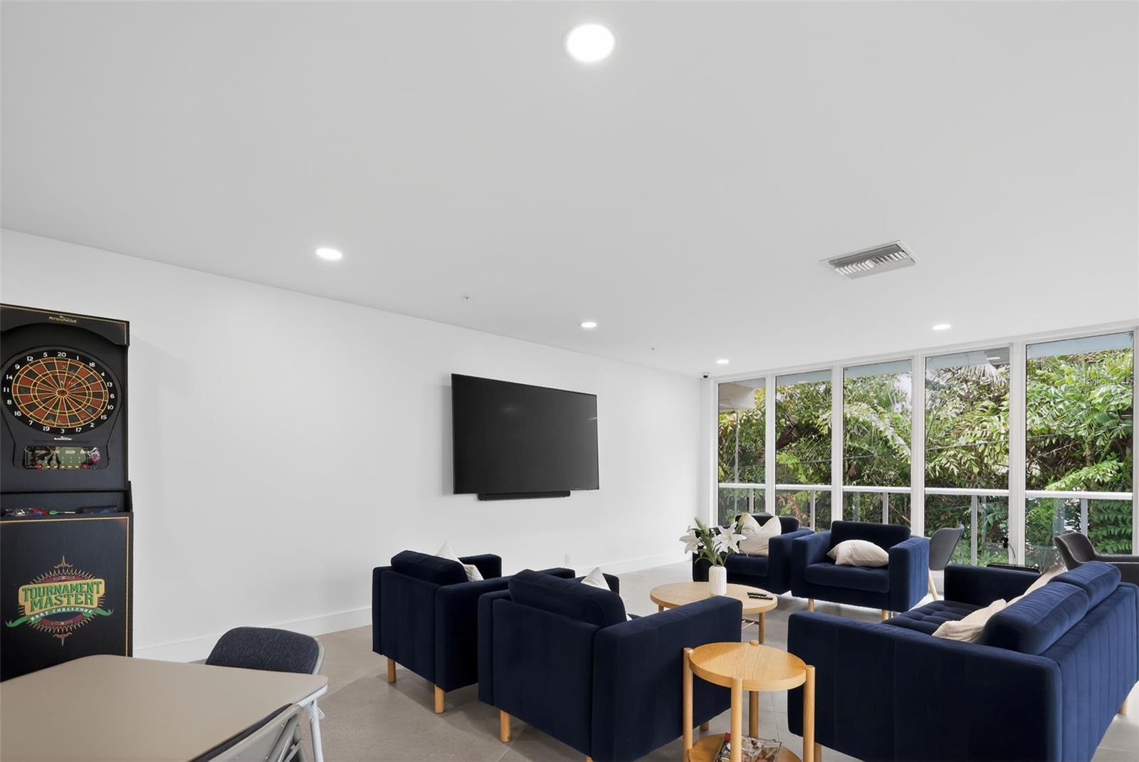 MAYA MARCA CONDO - Residential