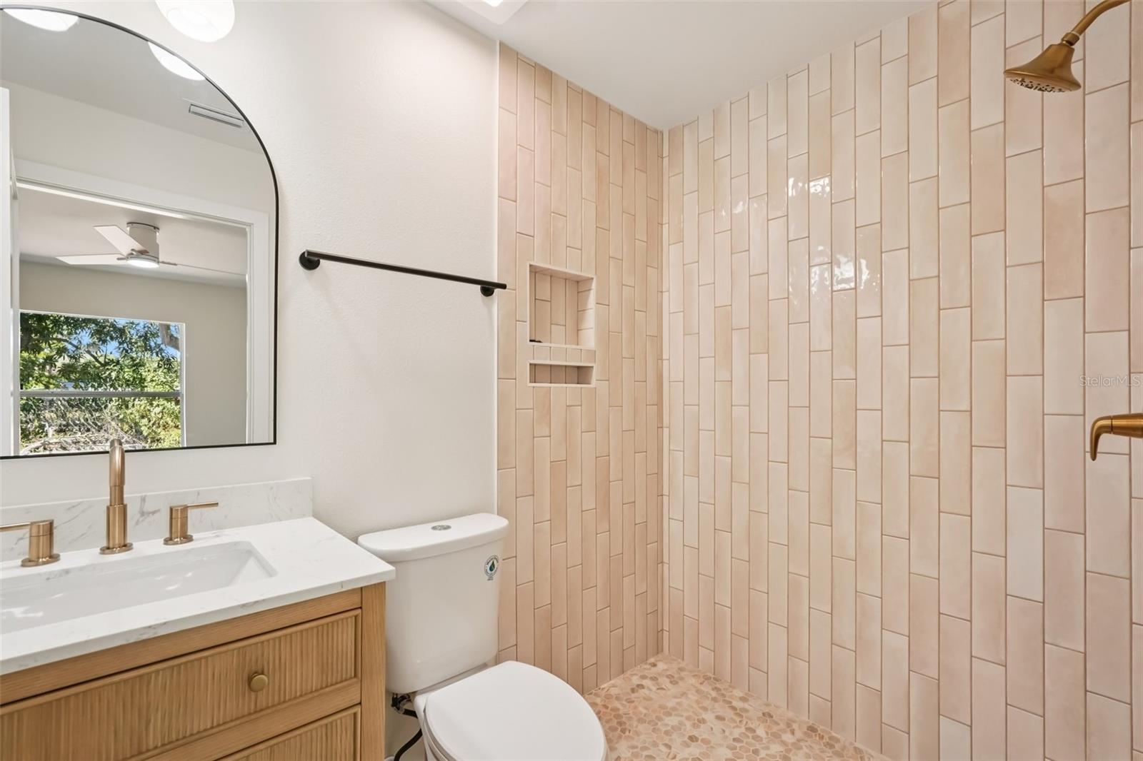 BRADEN MANOR - Residential