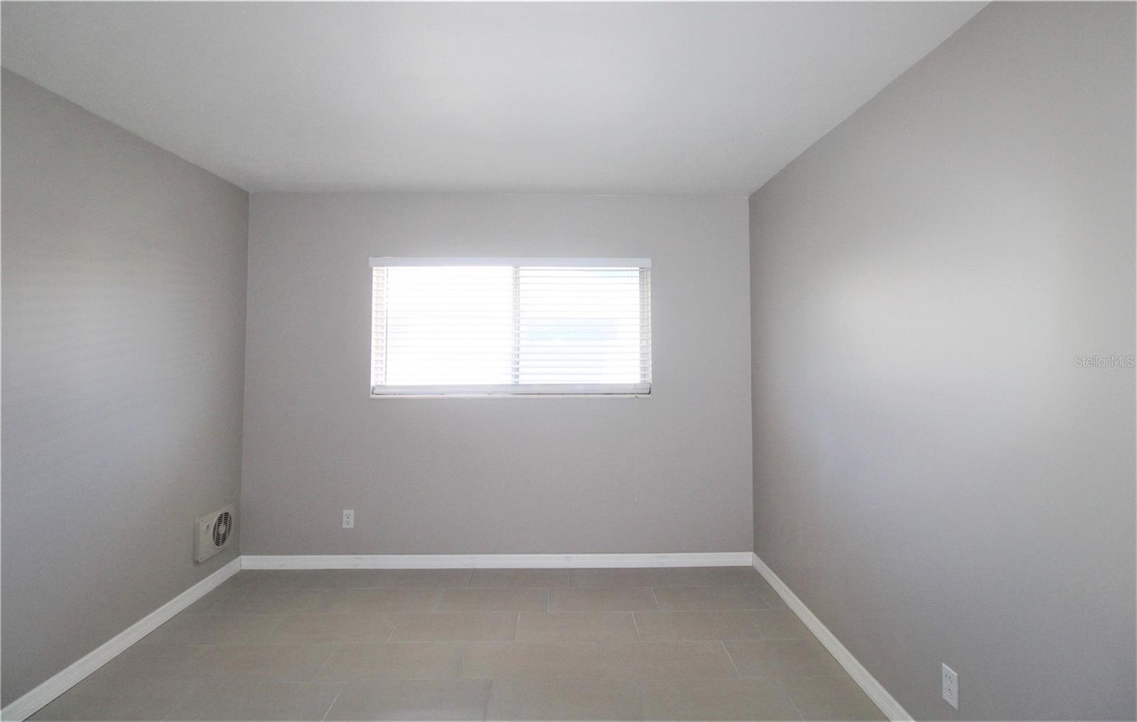 SOUTH GATE - Residential Lease