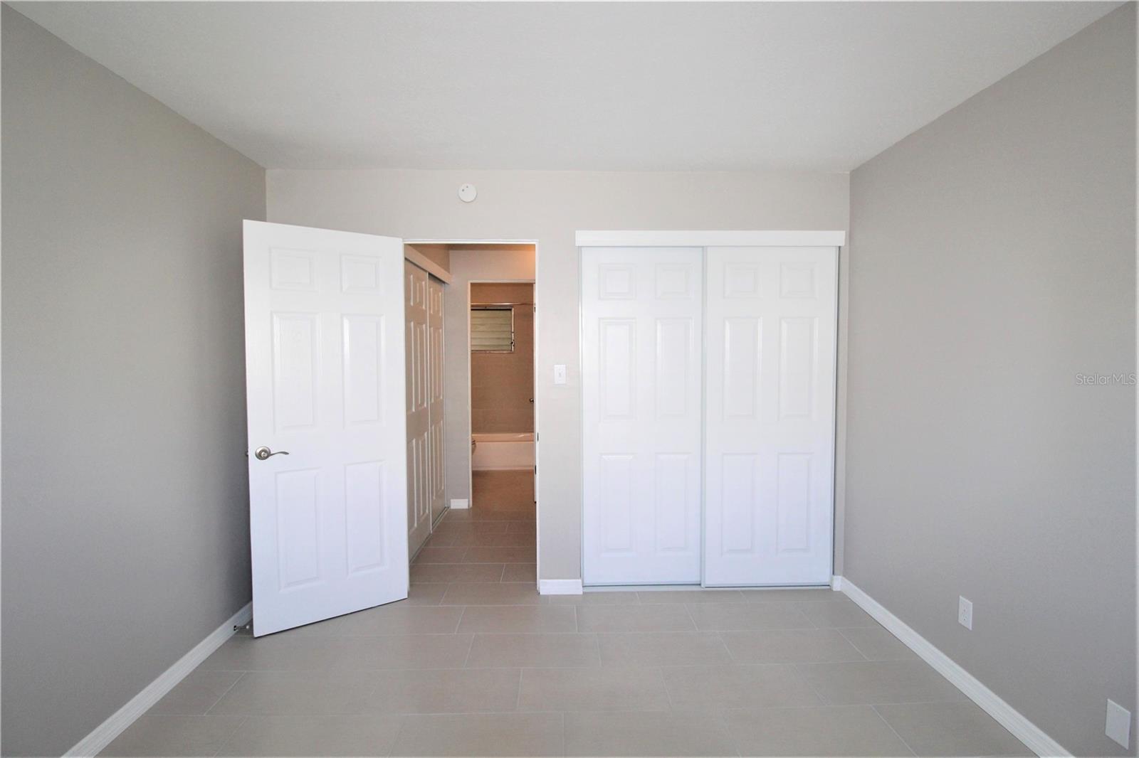 SOUTH GATE - Residential Lease