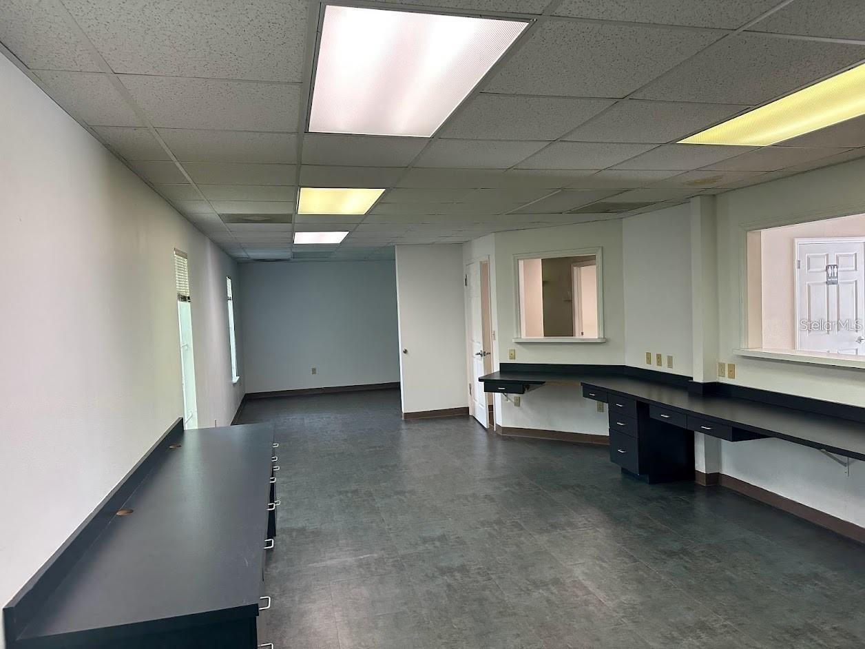 PADDOCK PARK COMM CENTER P - Commercial Sale