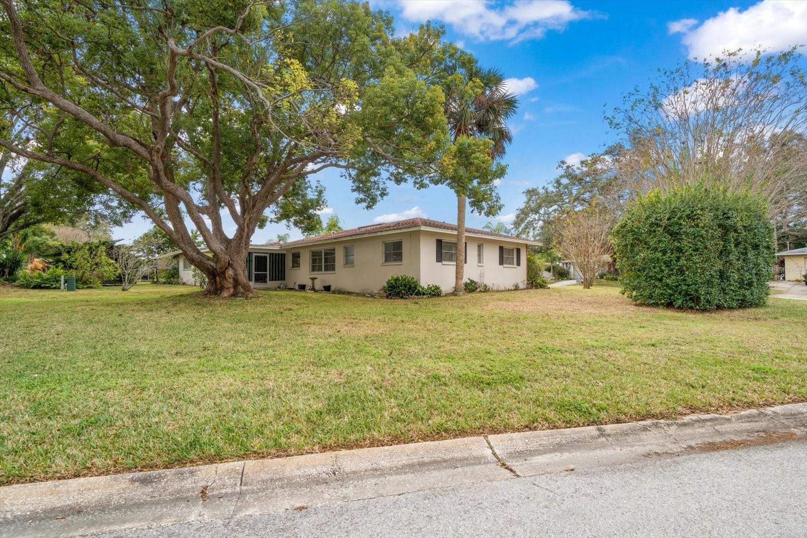 GREENBRIAR - Residential