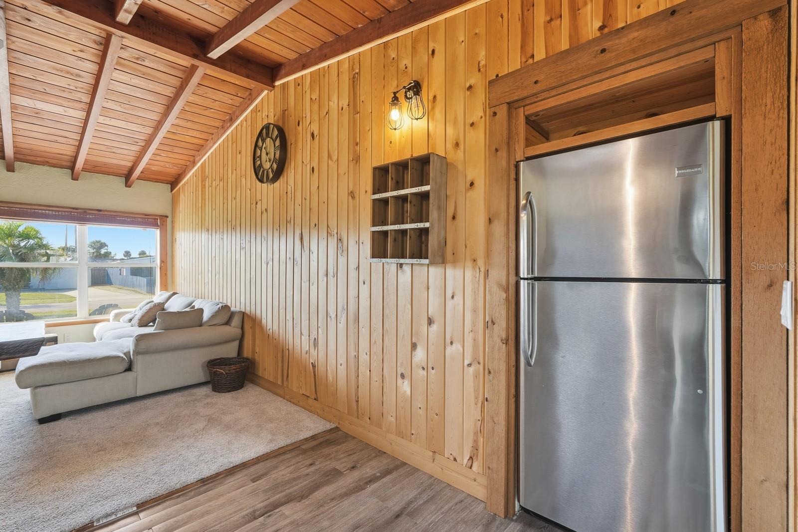 ORMOND BEACH MANORS - Residential