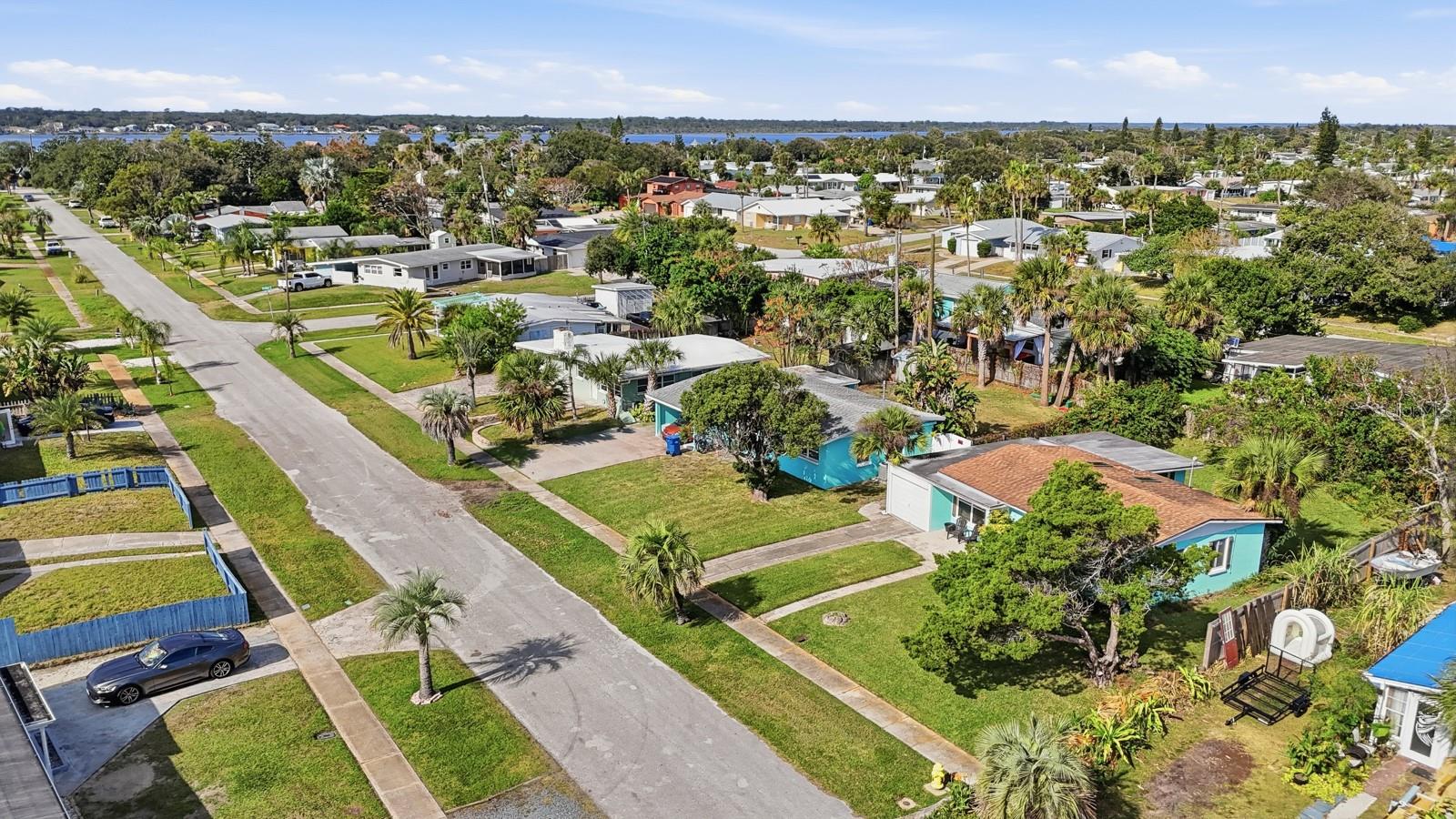 ORMOND BEACH MANORS - Residential