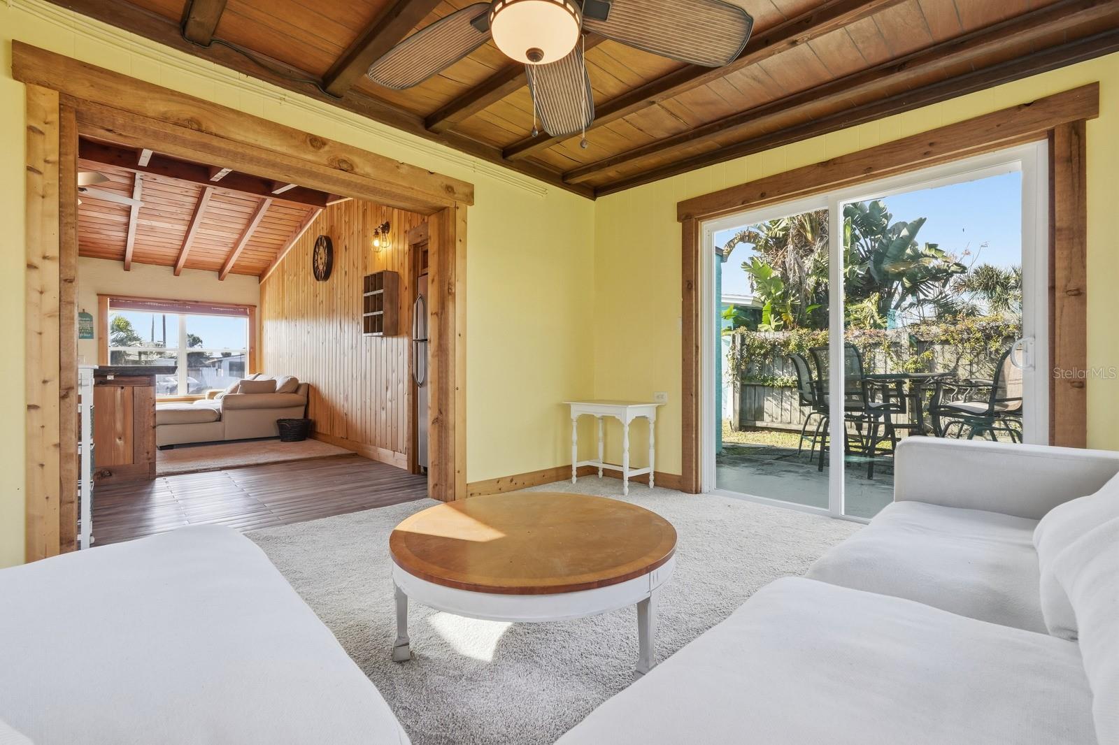 ORMOND BEACH MANORS - Residential