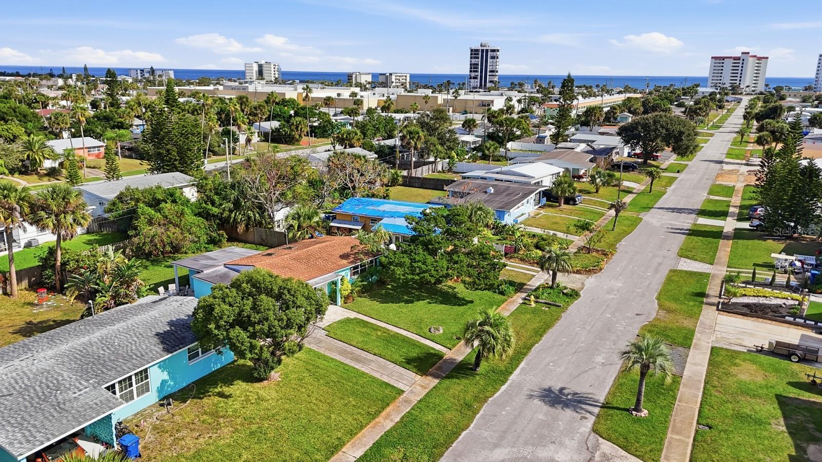 ORMOND BEACH MANORS - Residential