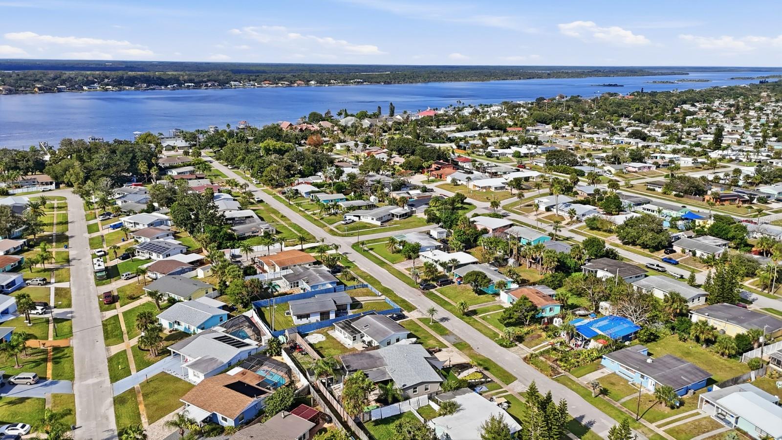 ORMOND BEACH MANORS - Residential