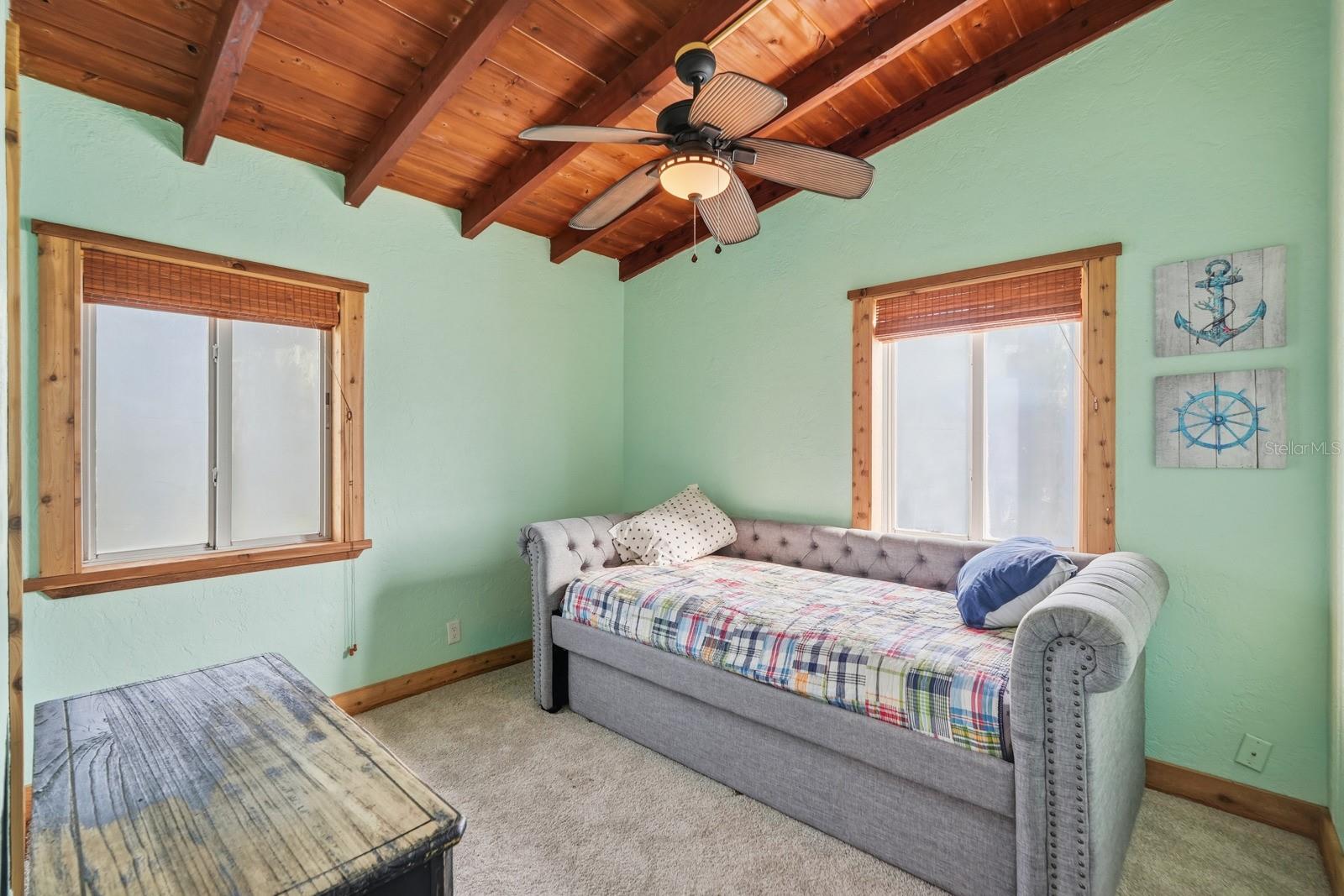 ORMOND BEACH MANORS - Residential