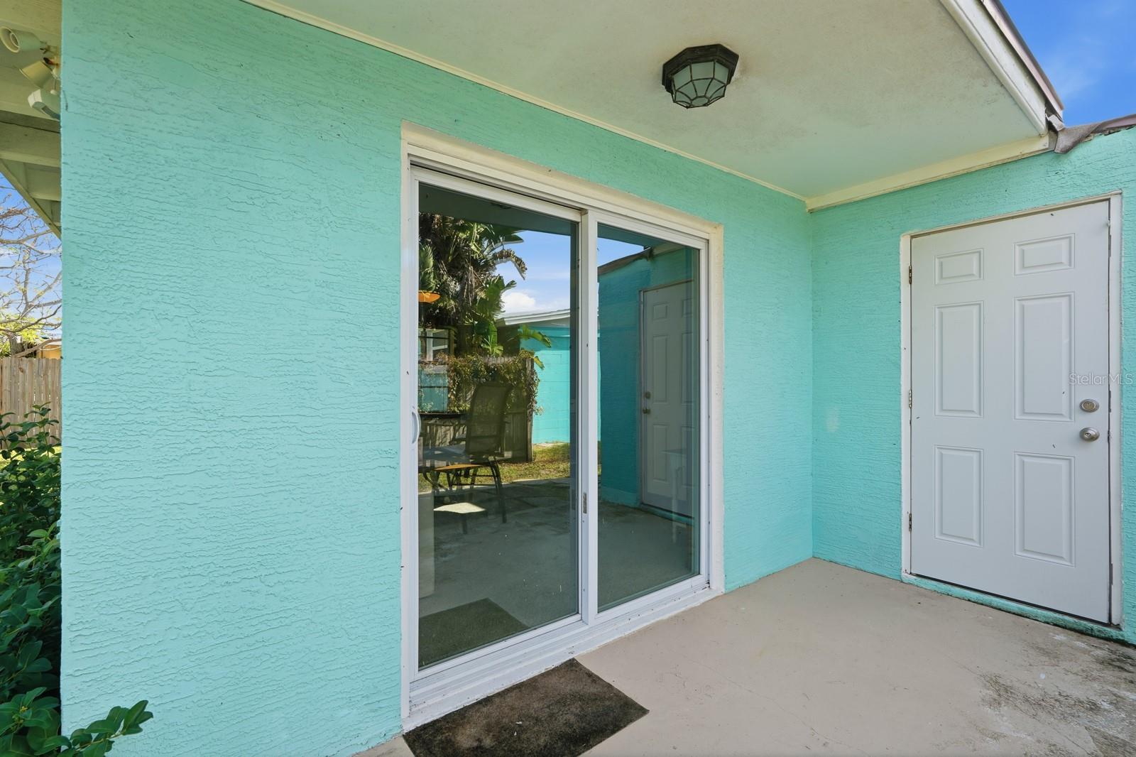 ORMOND BEACH MANORS - Residential