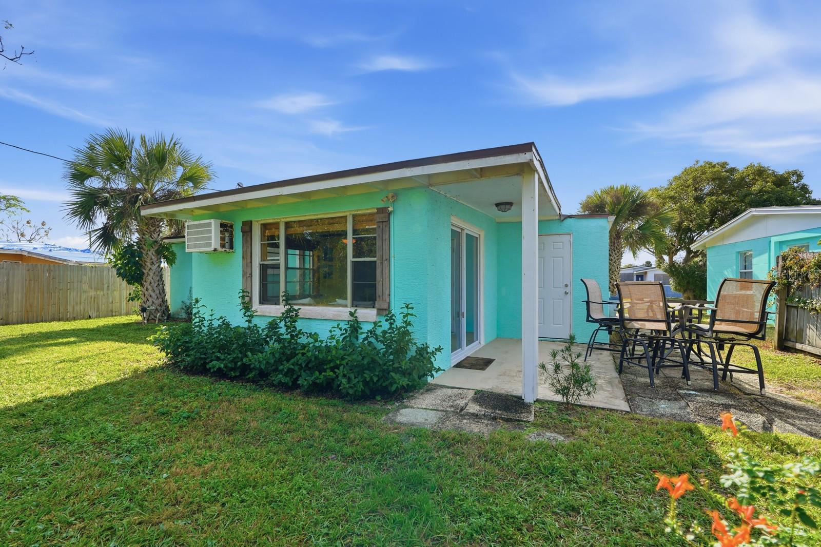 ORMOND BEACH MANORS - Residential