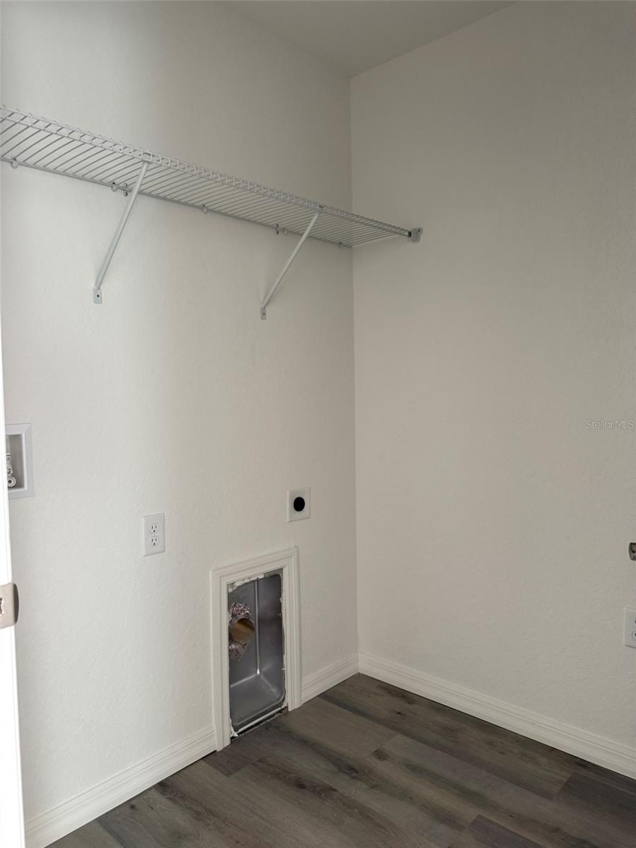 CITRUS SPGS UNIT 01 - Residential Lease