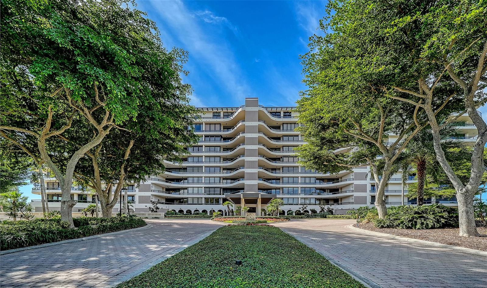 L AMBIANCE 1 - Residential