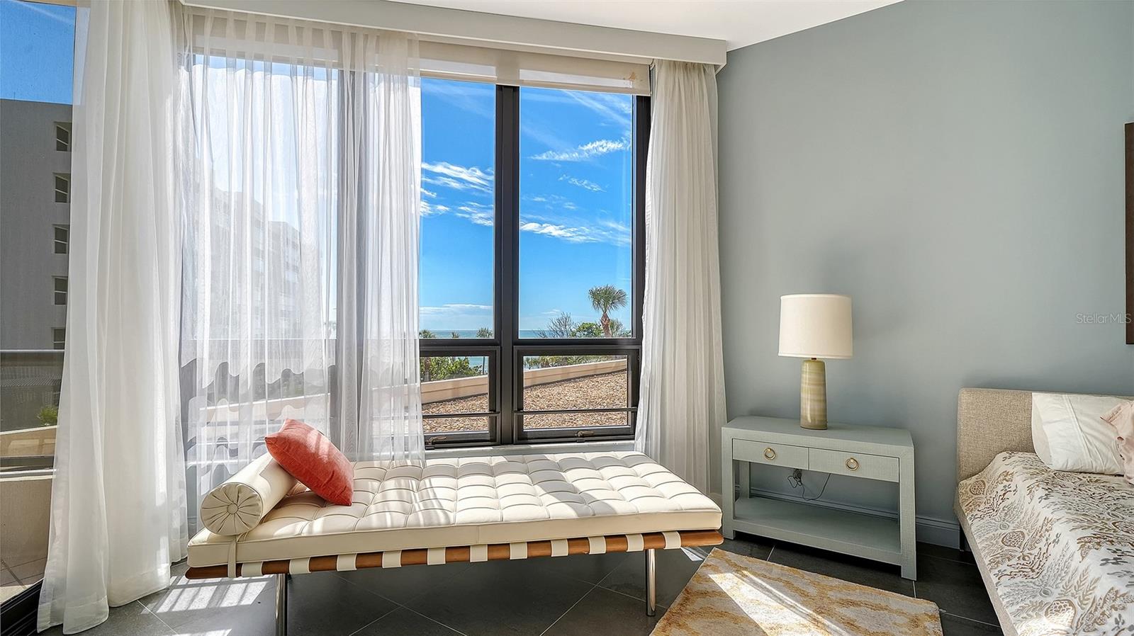 L AMBIANCE 1 - Residential