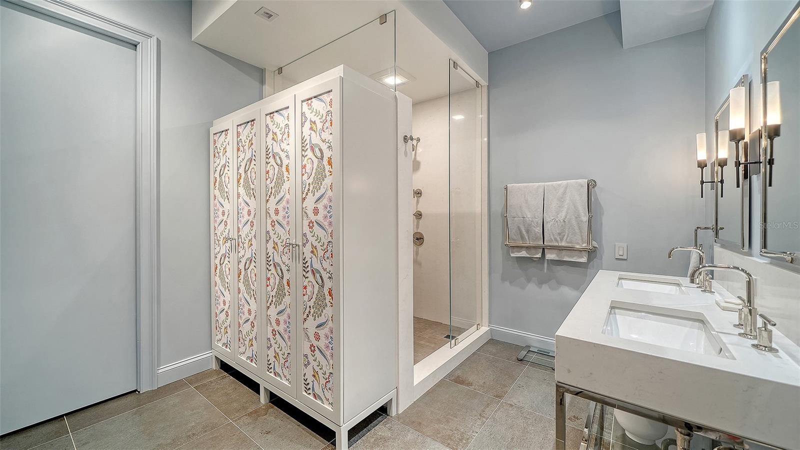 L AMBIANCE 1 - Residential