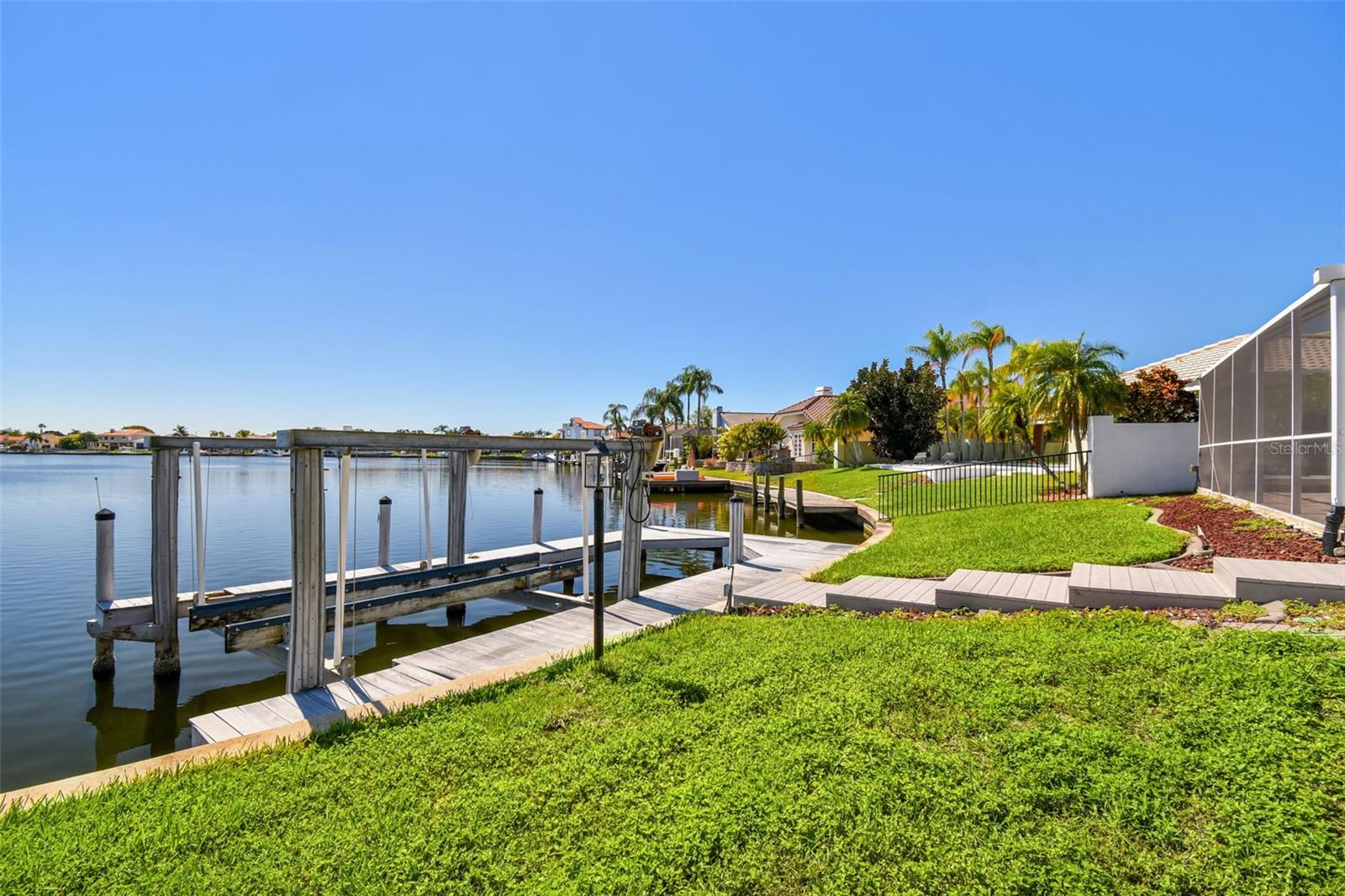 BAYSIDE WEST - Residential