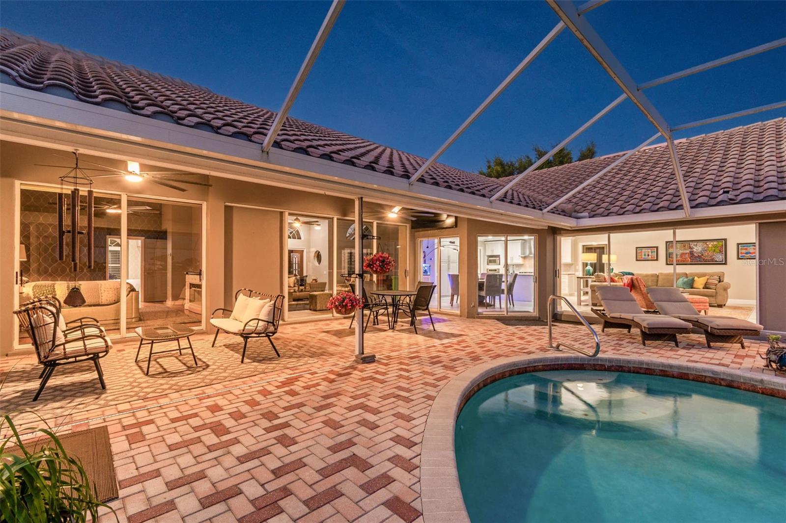 BAYSIDE WEST - Residential