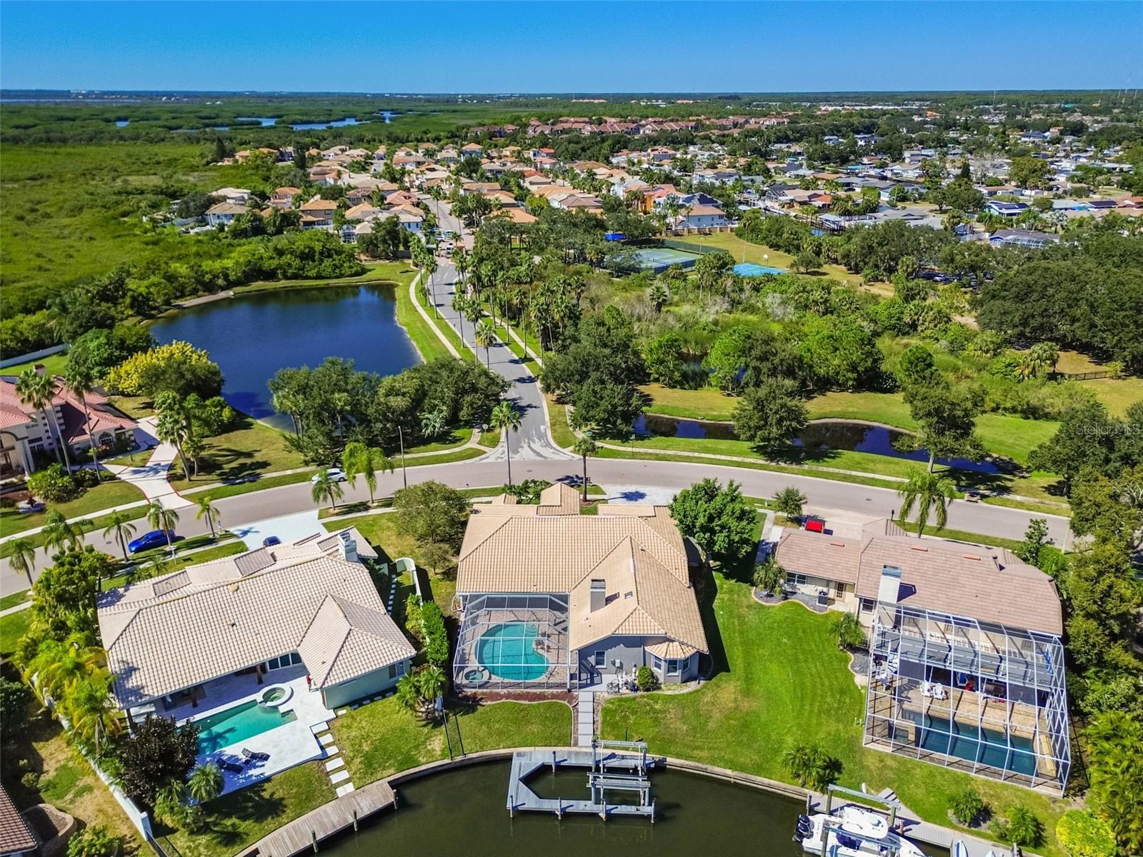 BAYSIDE WEST - Residential