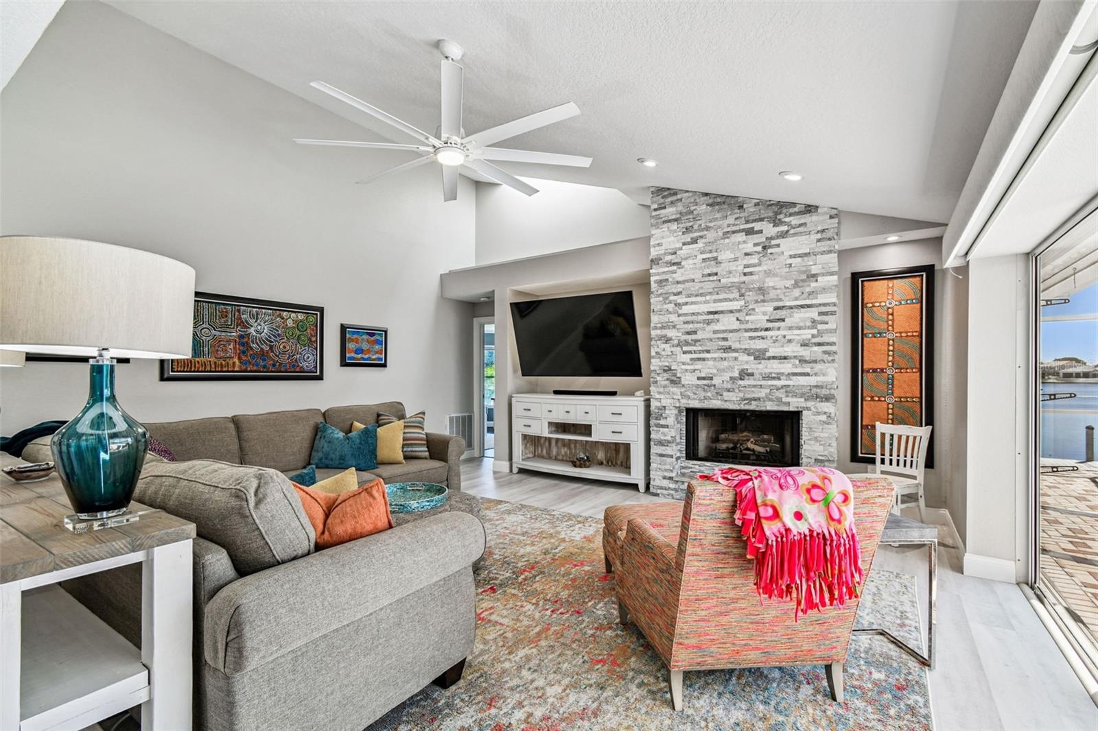 BAYSIDE WEST - Residential