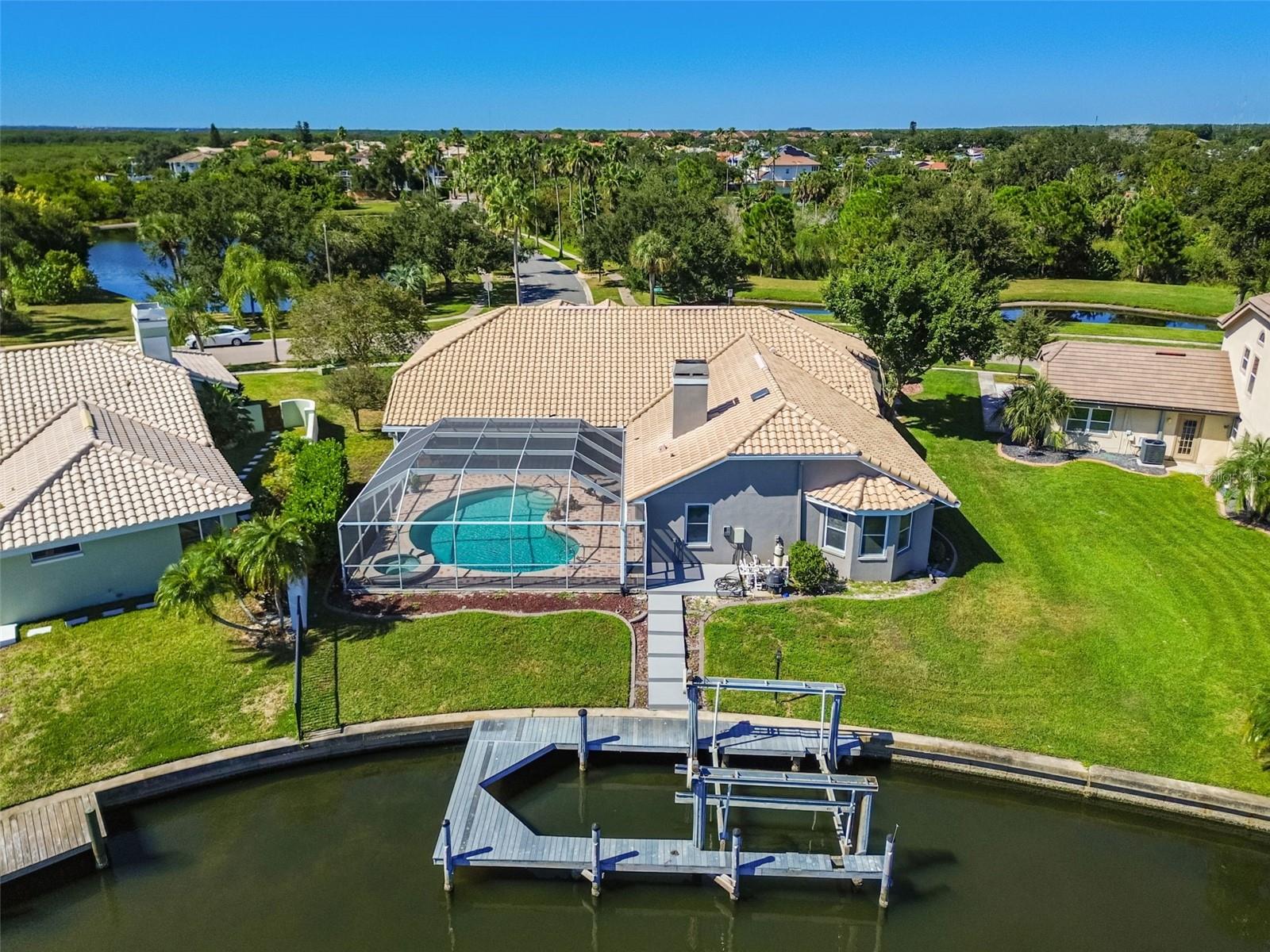 BAYSIDE WEST - Residential