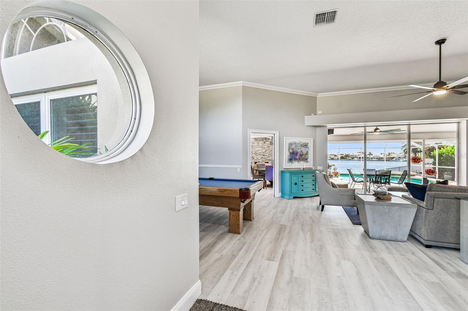 BAYSIDE WEST - Residential