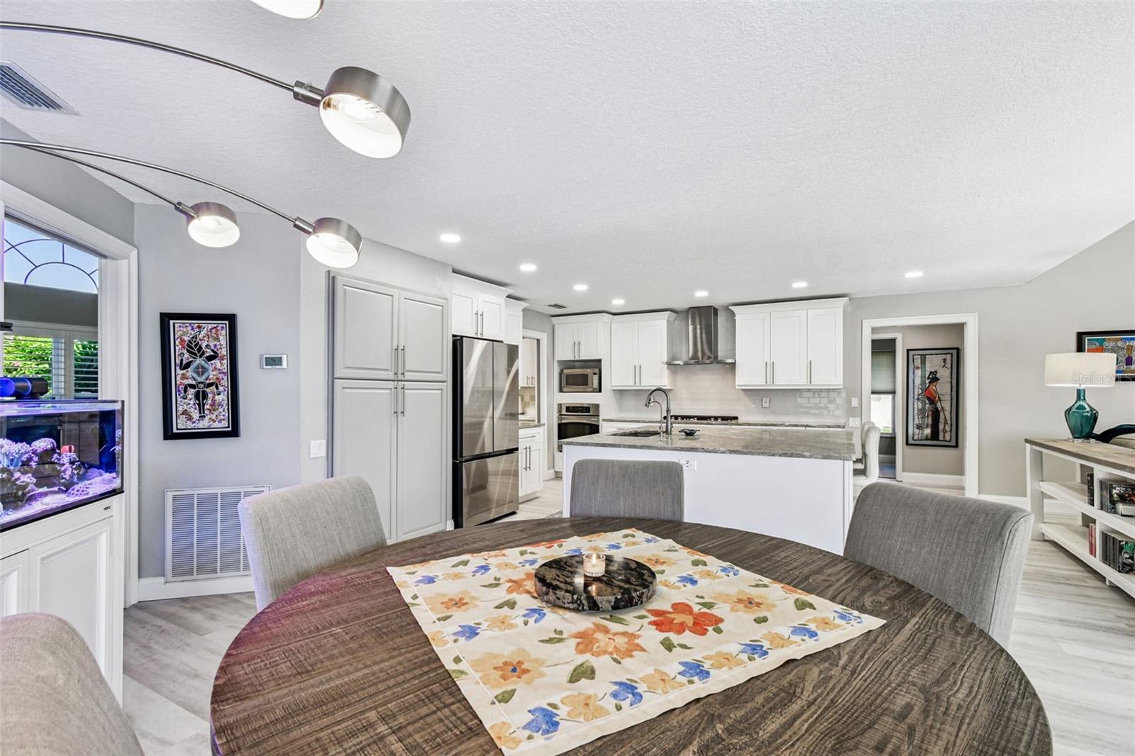 BAYSIDE WEST - Residential
