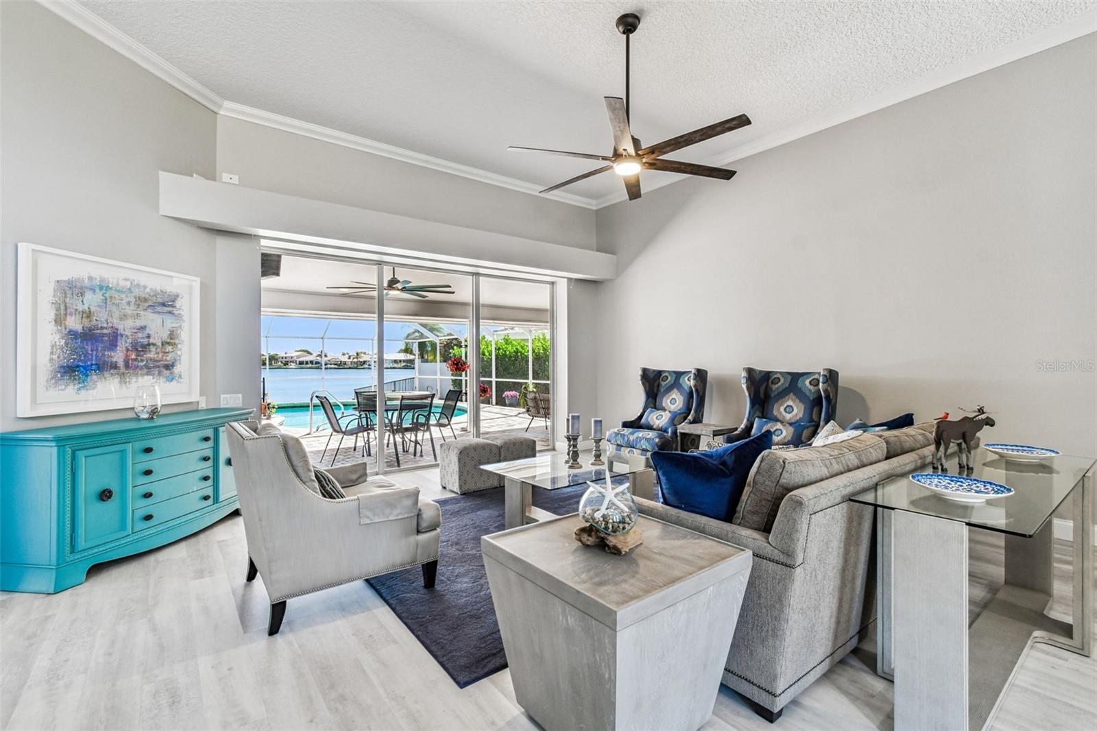 BAYSIDE WEST - Residential
