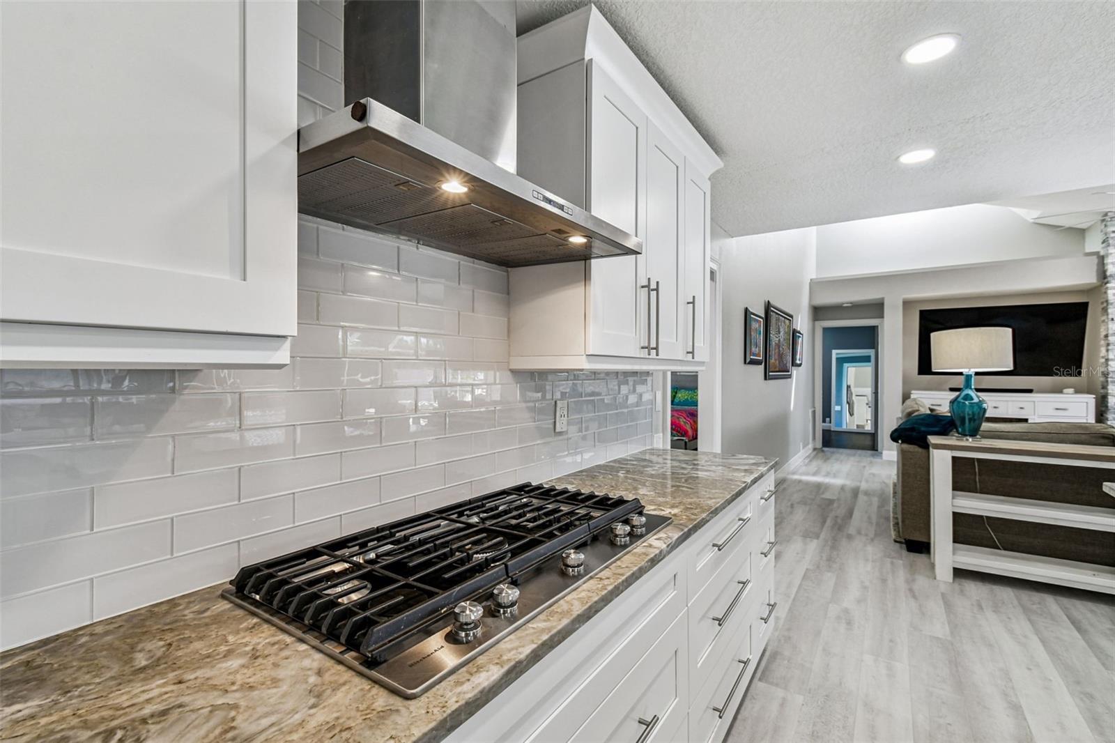 BAYSIDE WEST - Residential