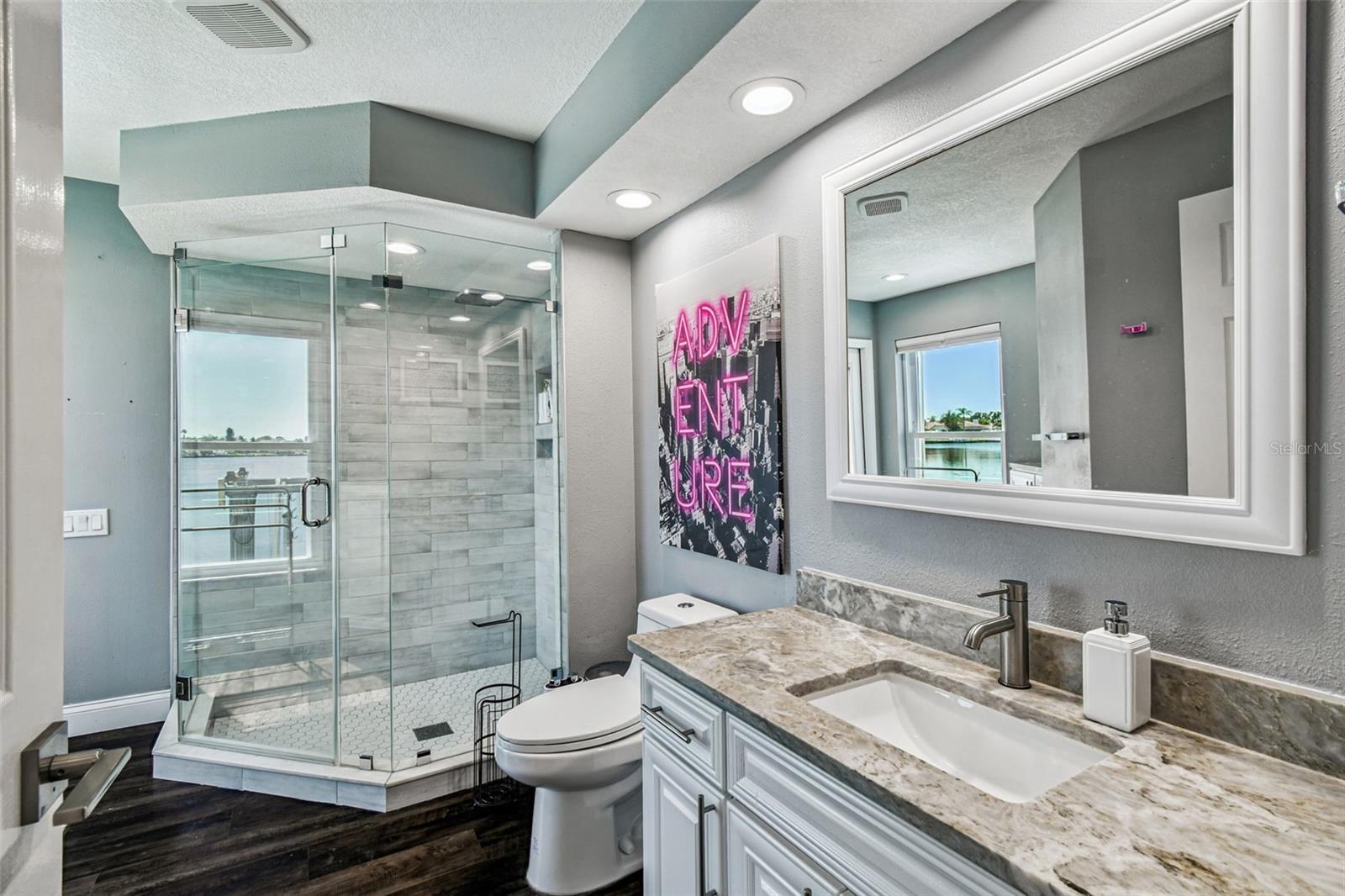 BAYSIDE WEST - Residential