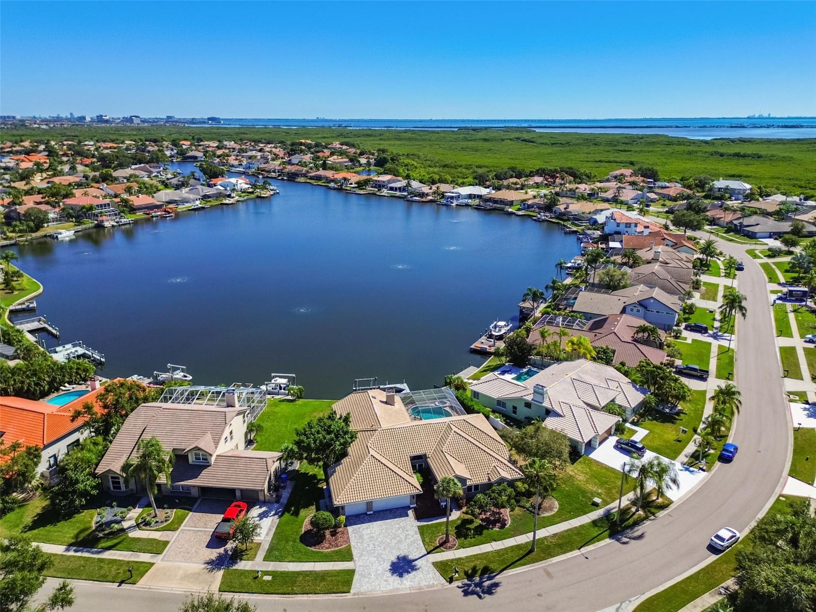 BAYSIDE WEST - Residential
