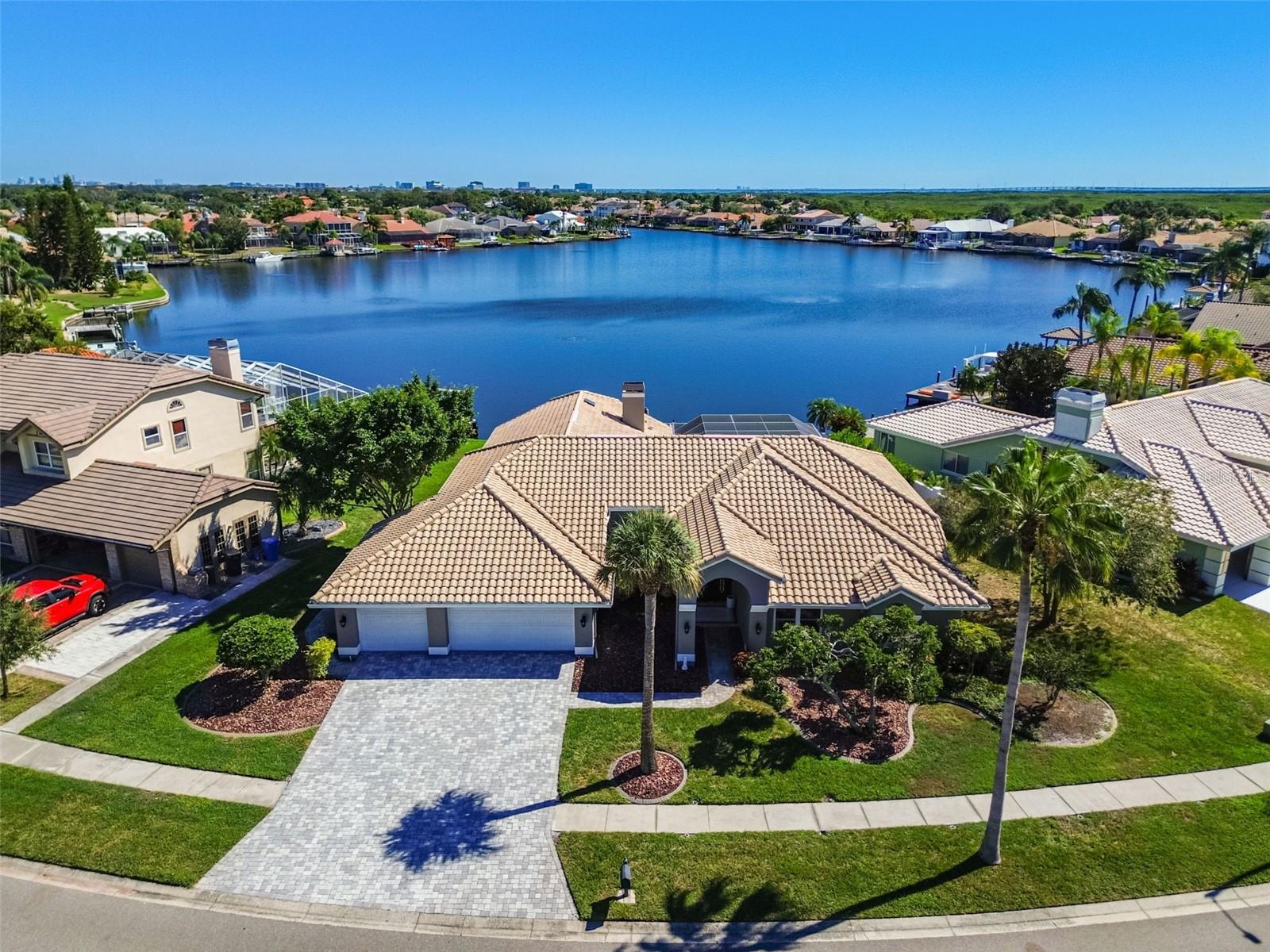 BAYSIDE WEST - Residential