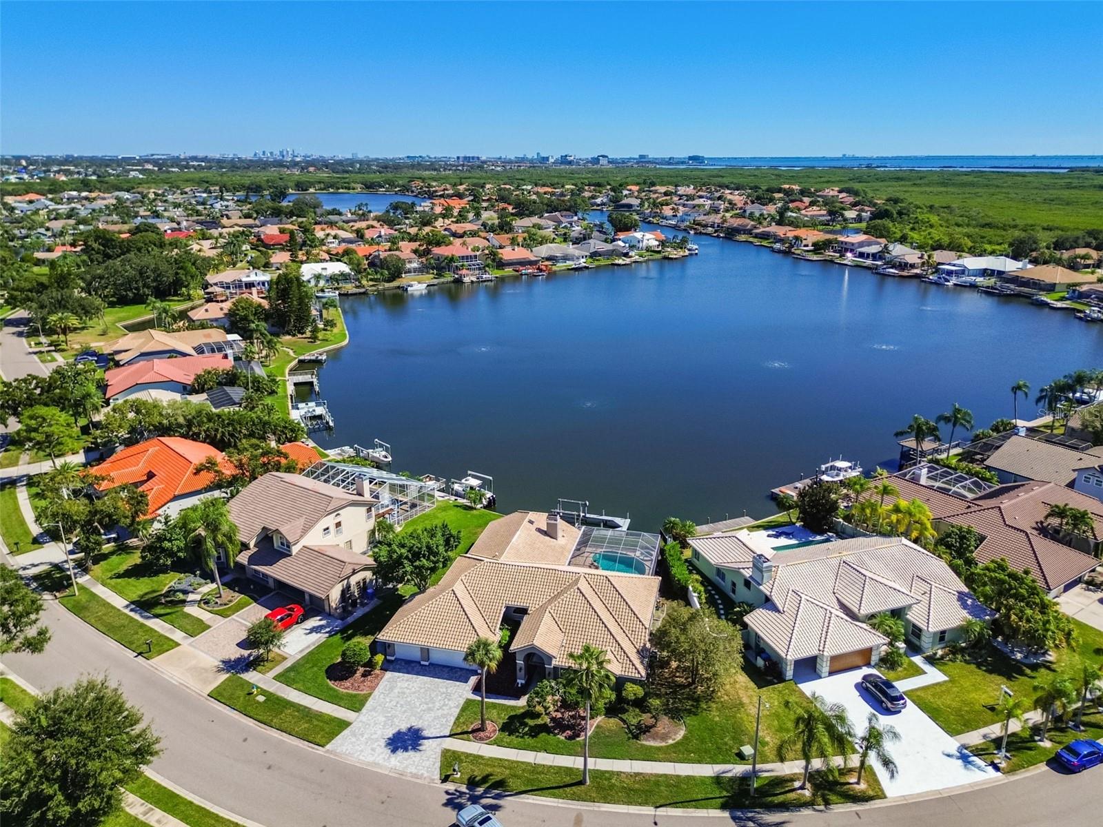 BAYSIDE WEST - Residential